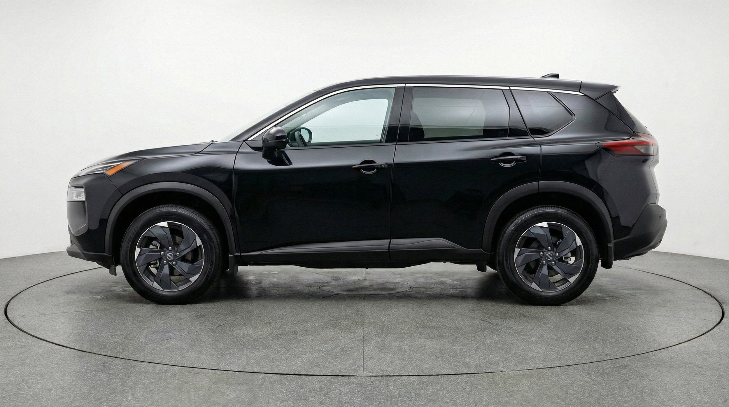 Thumbnail: 2025 Nissan Rogue - 5