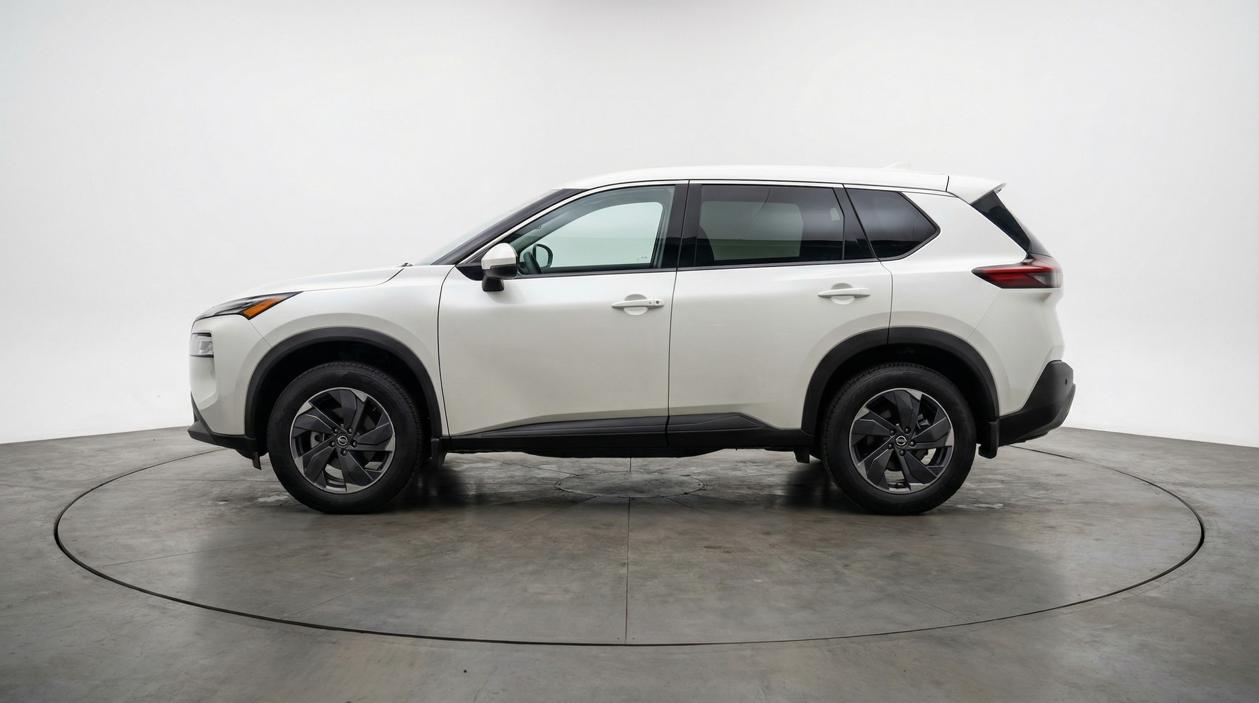 Thumbnail: 2025 Nissan Rogue - 4