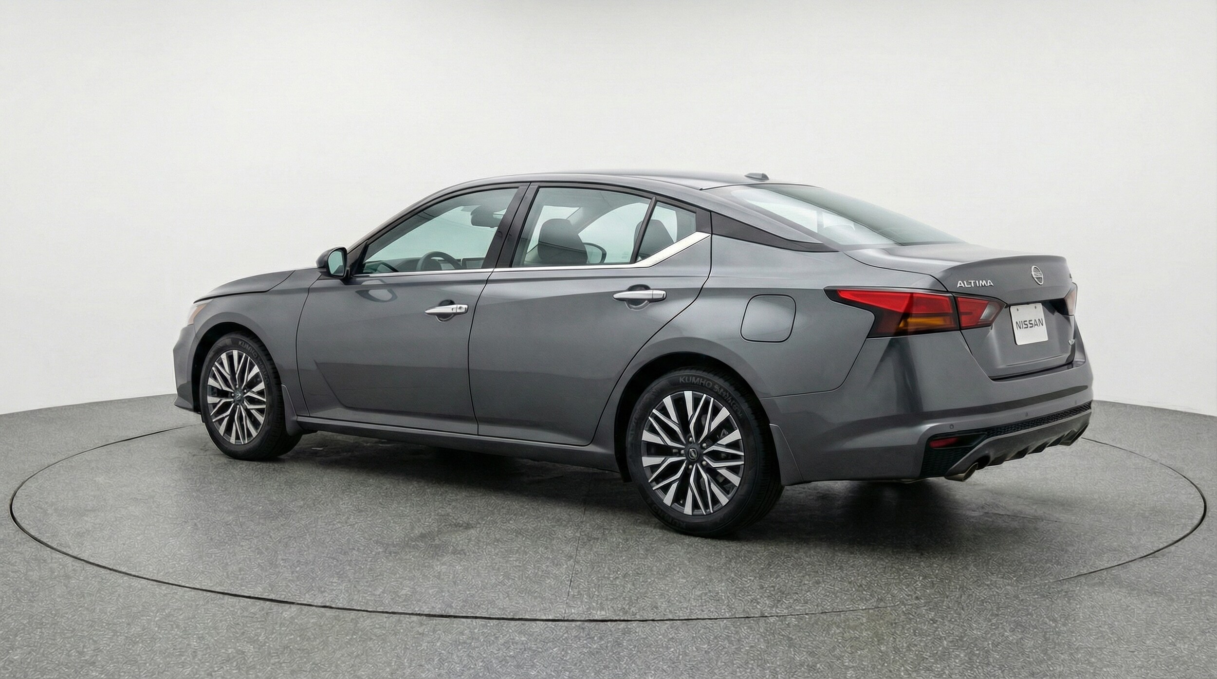 Thumbnail: 2025 Nissan Altima - 5