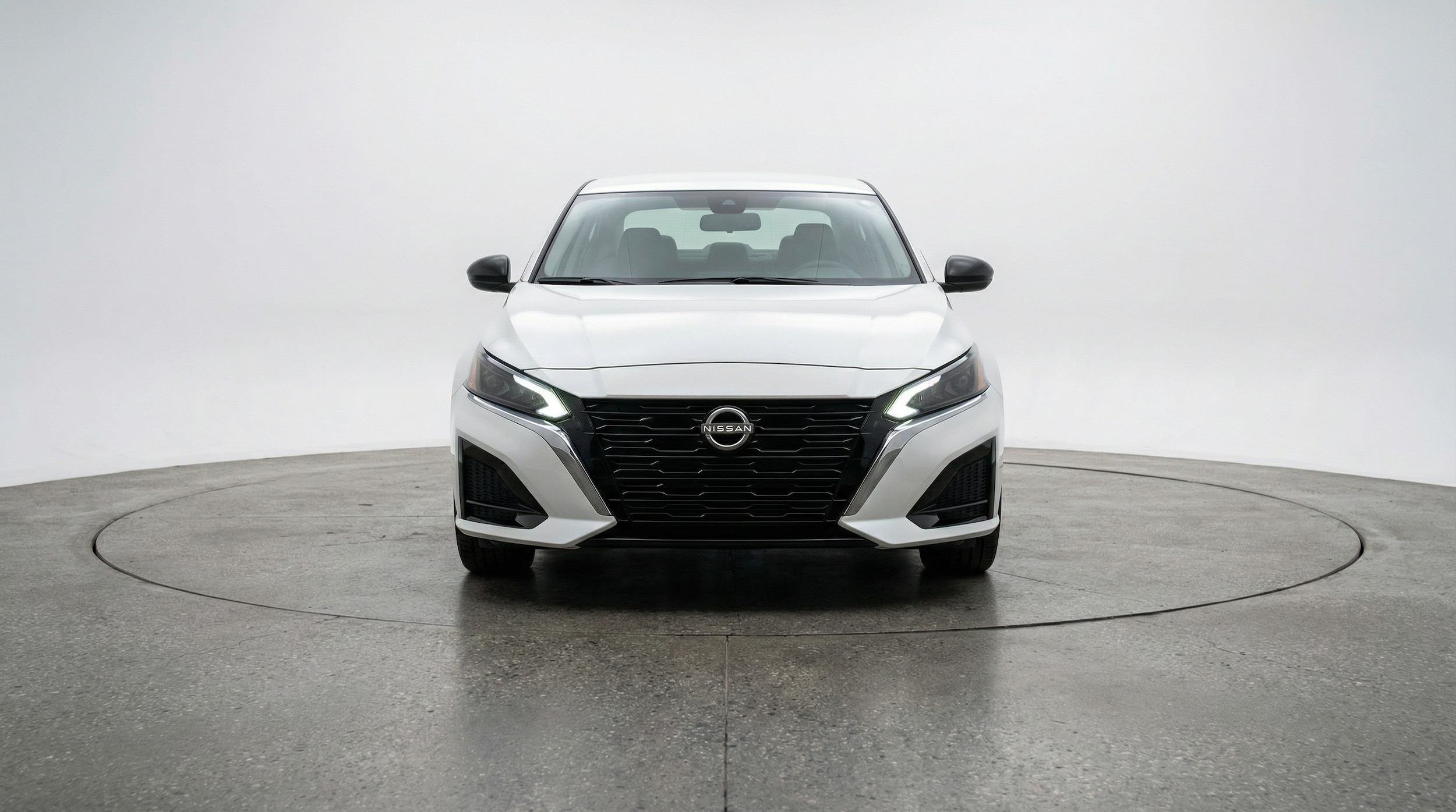 Thumbnail: 2025 Nissan Altima - 2