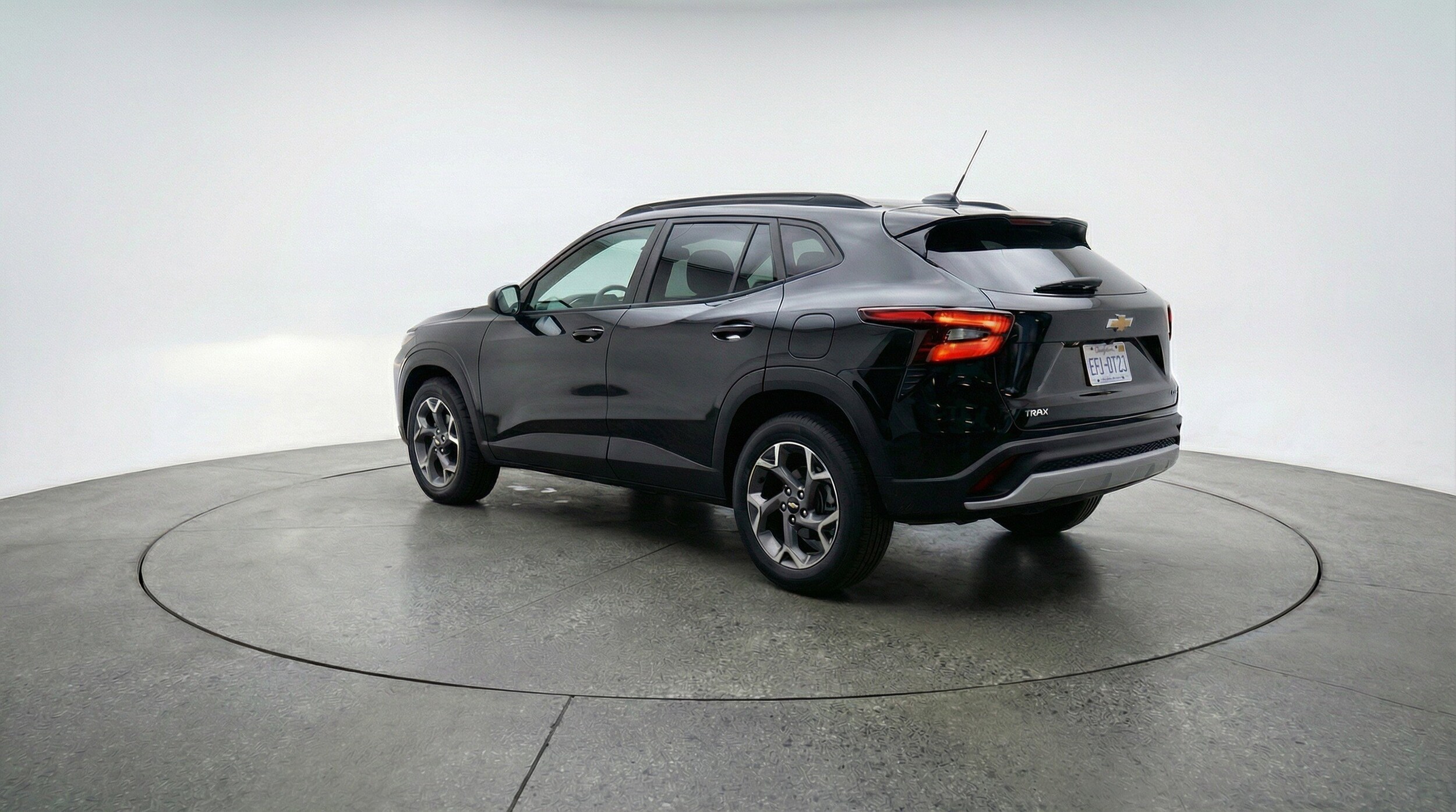 Thumbnail: 2025 Chevrolet Trax - 6