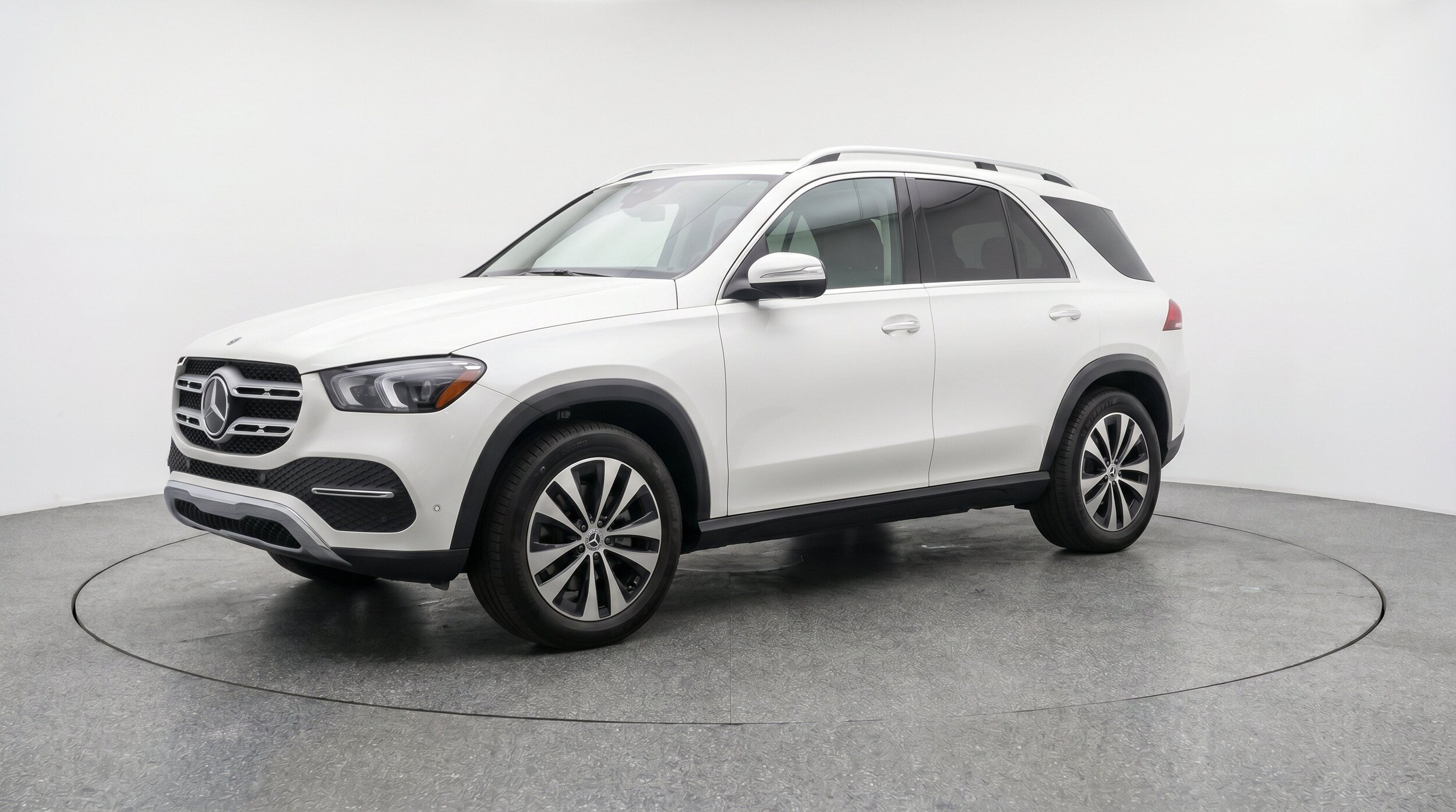 Thumbnail: 2026 Mercedes-Benz GLE - 3