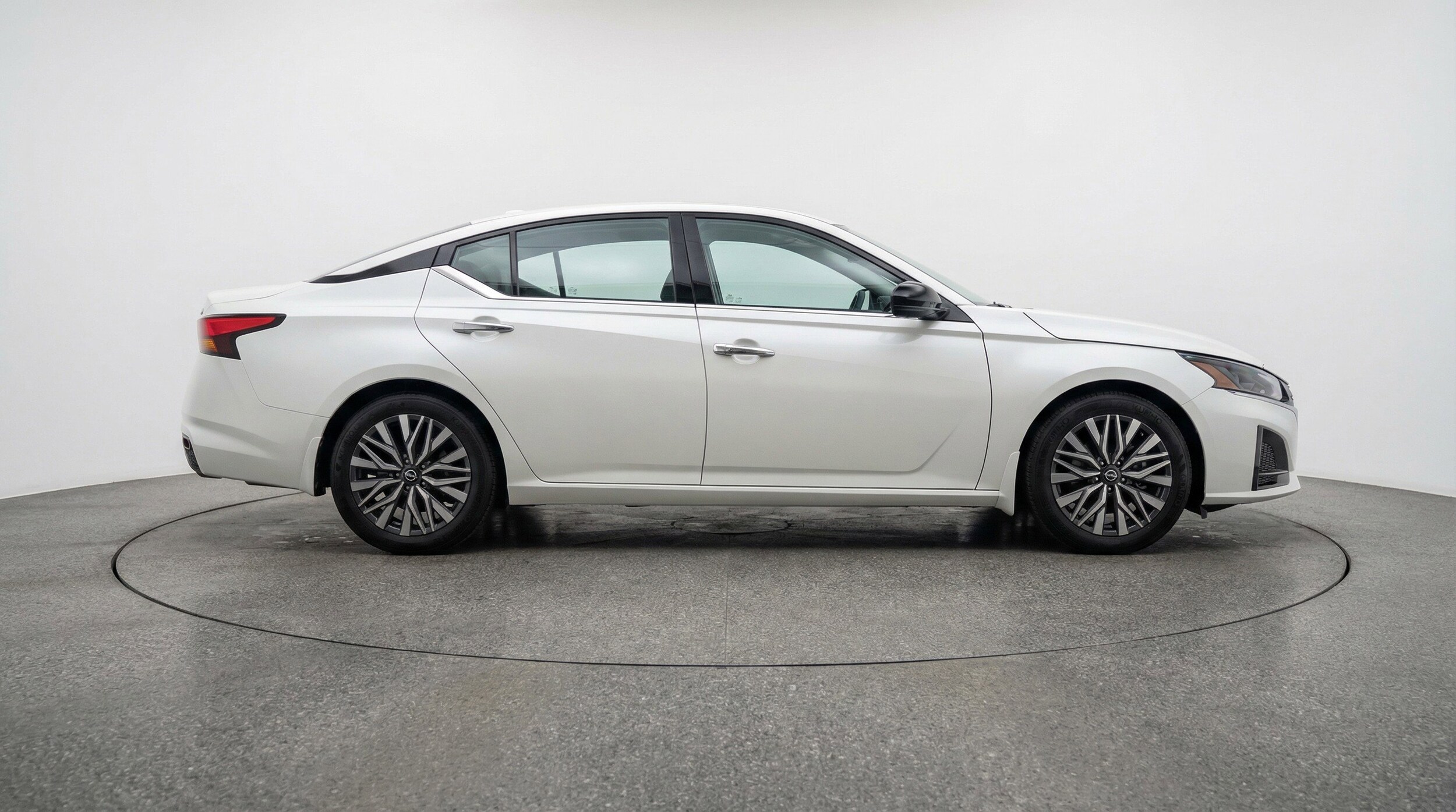 Thumbnail: 2025 Nissan Altima - 11