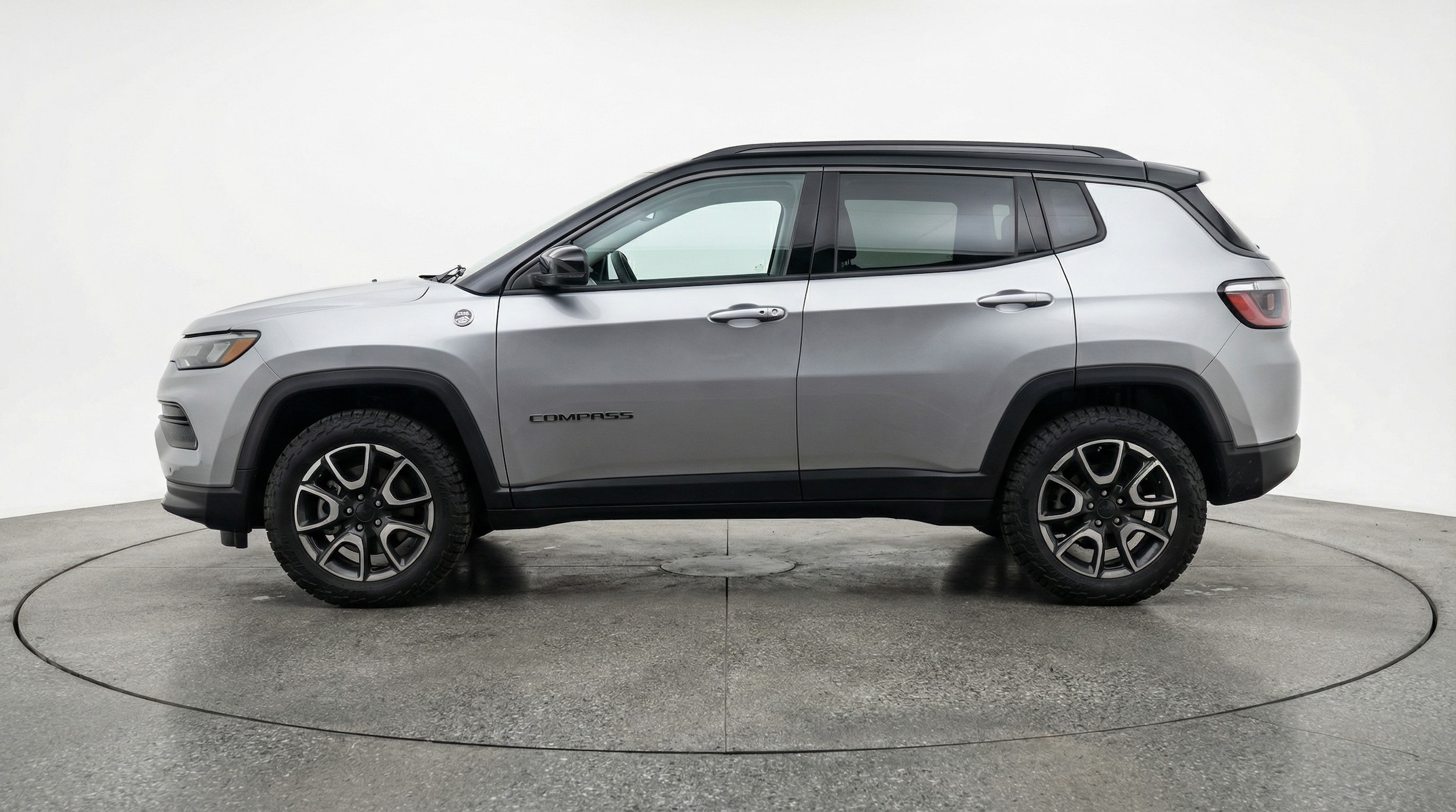Thumbnail: 2025 Jeep Compass - 4