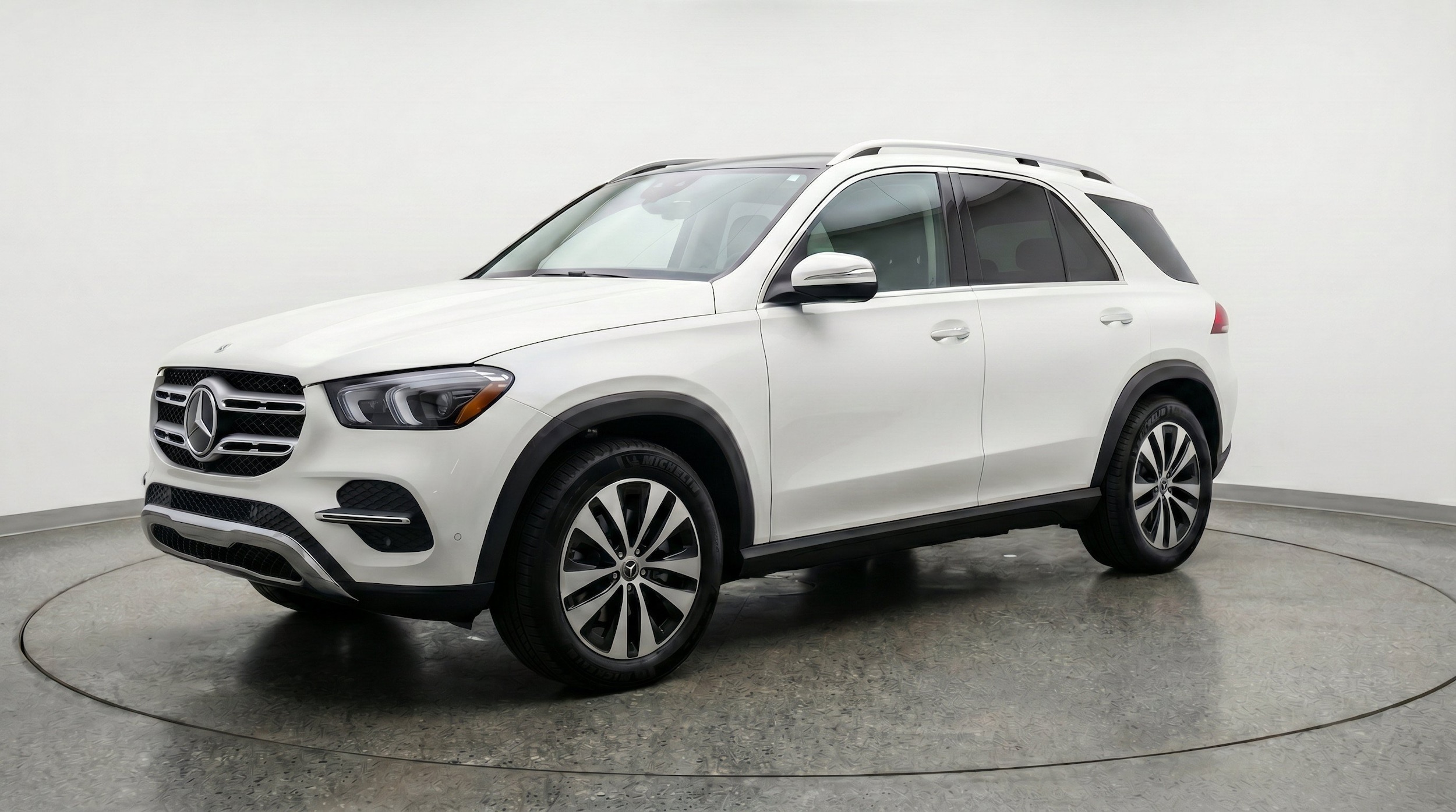 Thumbnail: 2026 Mercedes-Benz GLE - 3