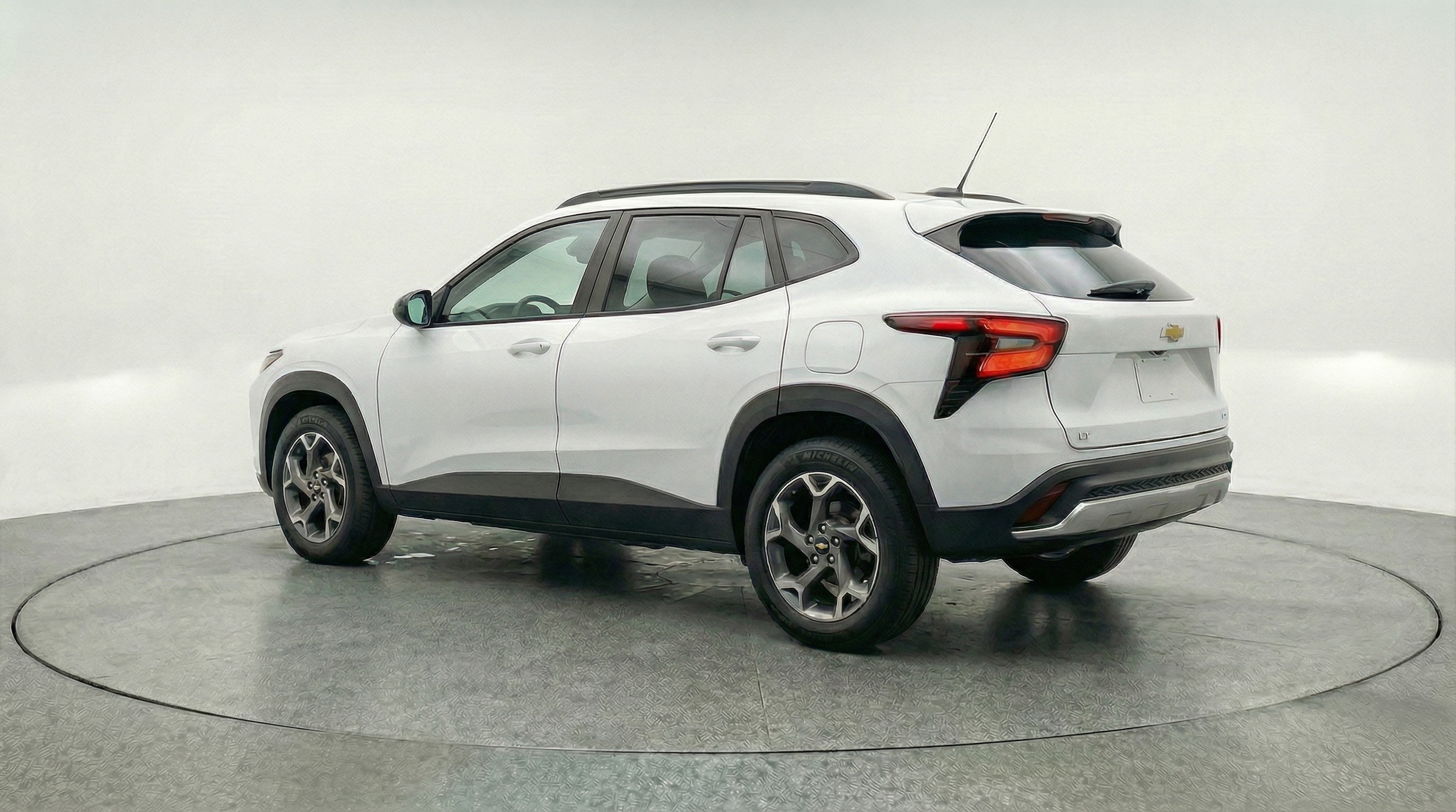 Thumbnail: 2025 Chevrolet Trax - 5