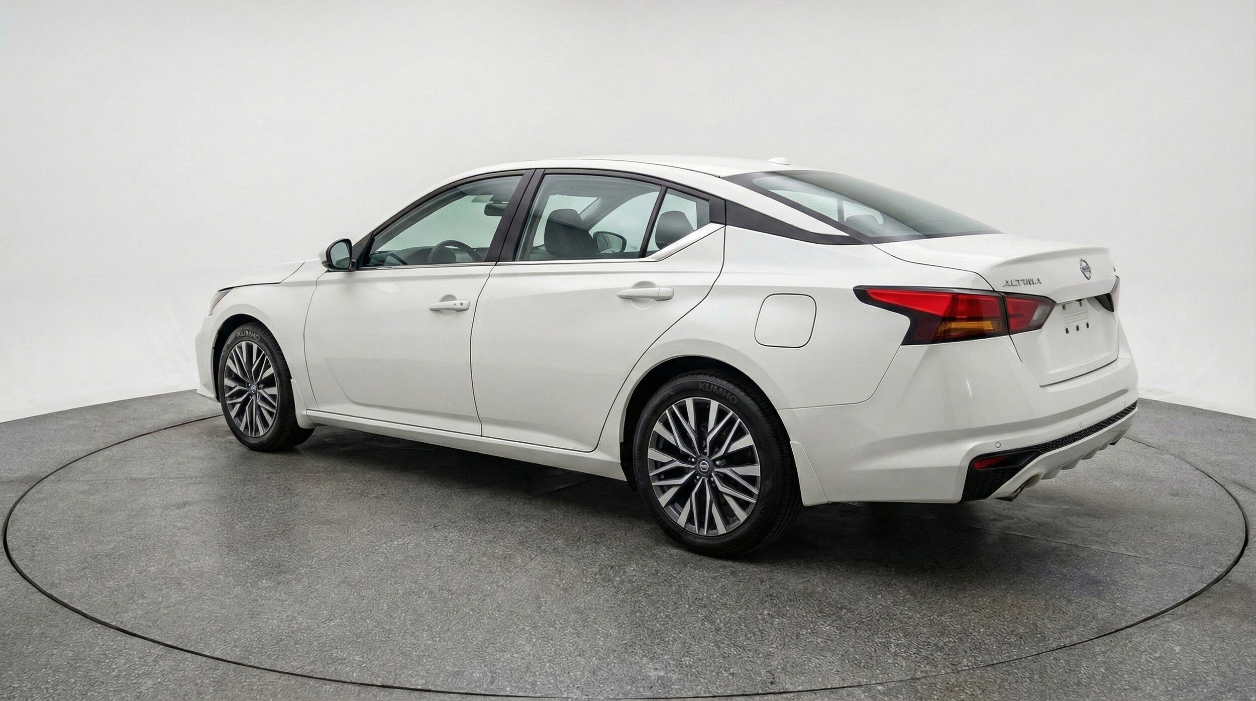 Thumbnail: 2025 Nissan Altima - 6