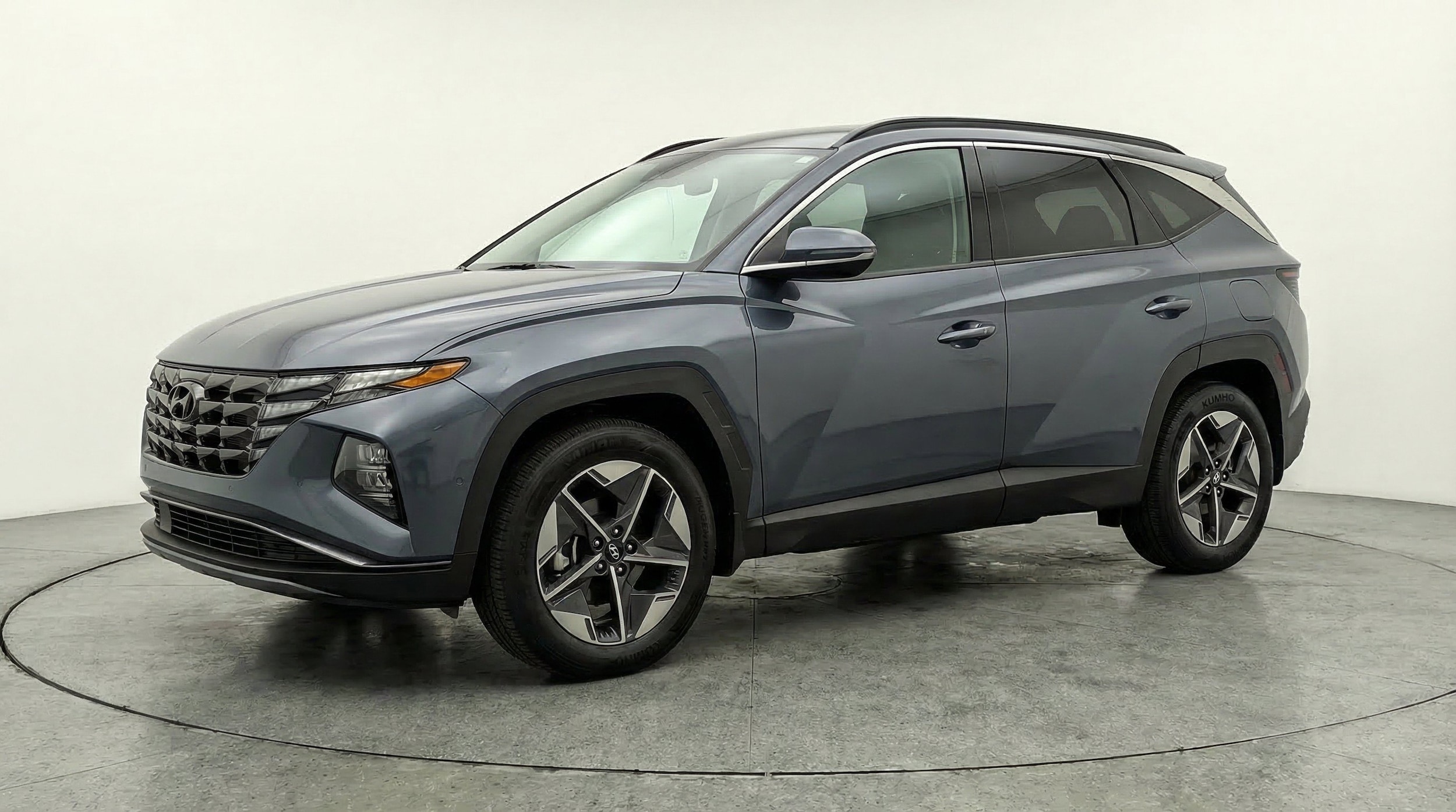 Thumbnail: 2026 Hyundai Tucson - 3