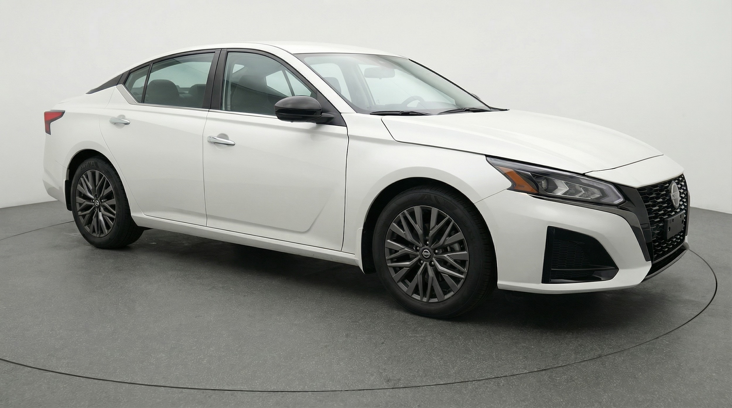 Thumbnail: 2025 Nissan Altima - 1