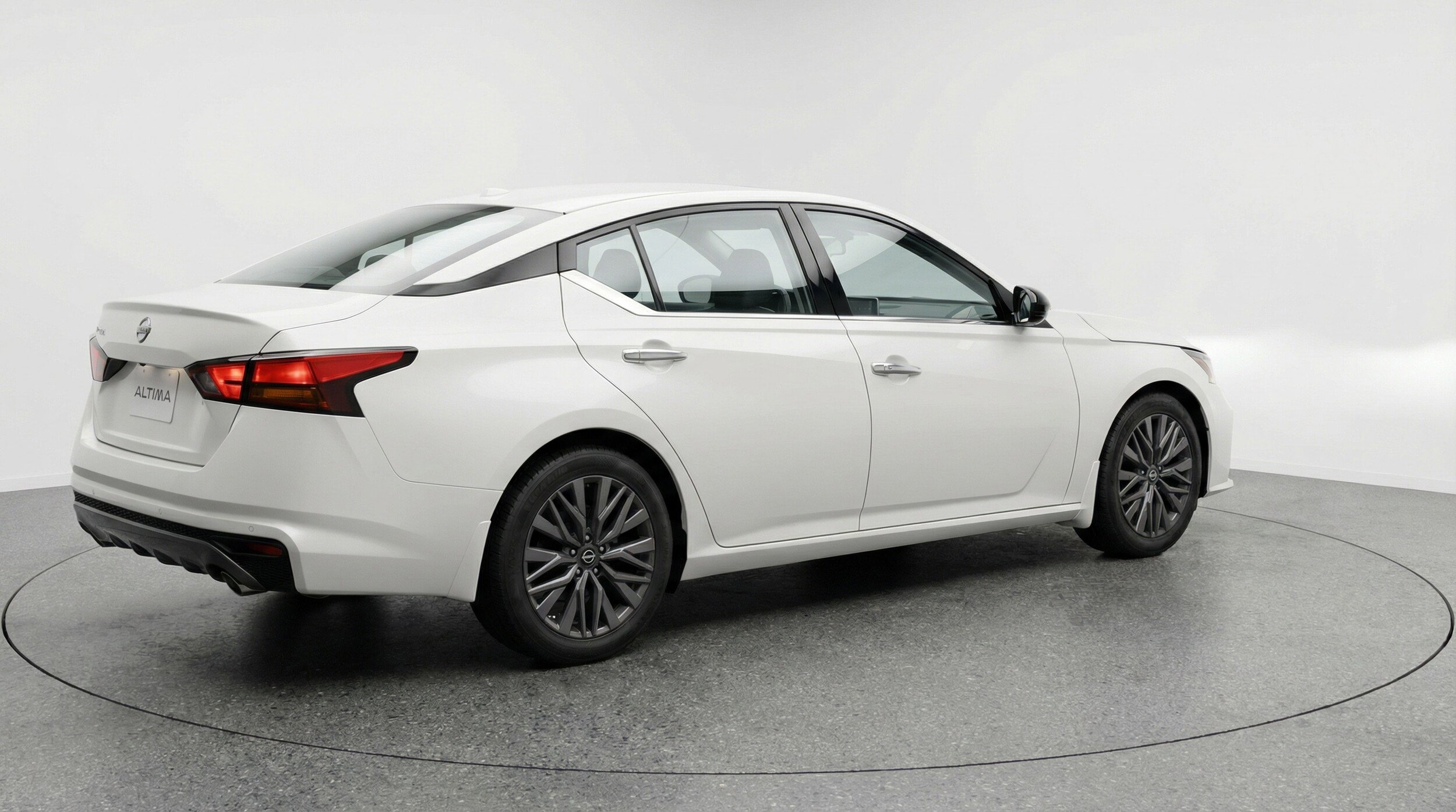 Thumbnail: 2025 Nissan Altima - 9