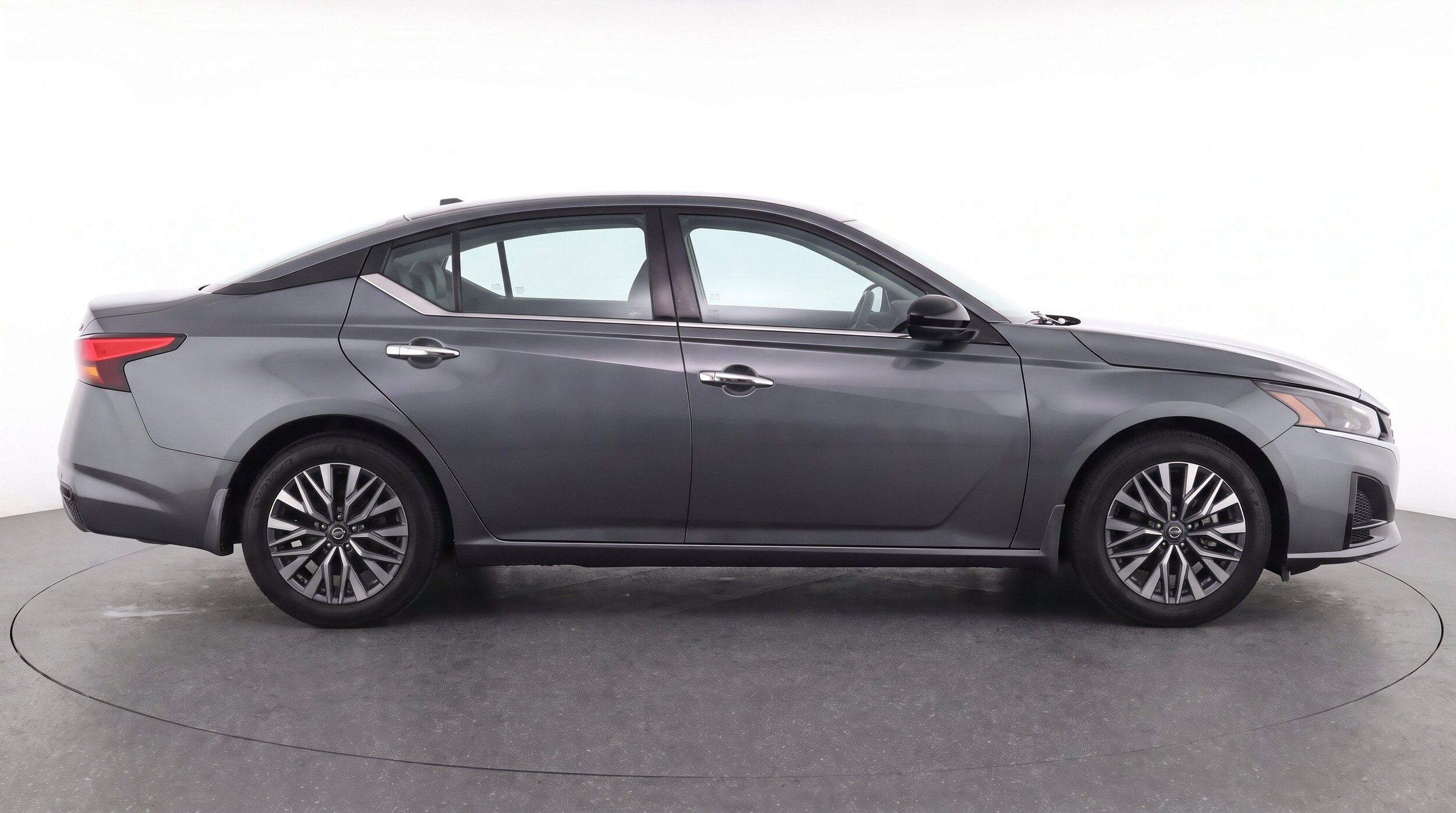 Thumbnail: 2025 Nissan Altima - 11