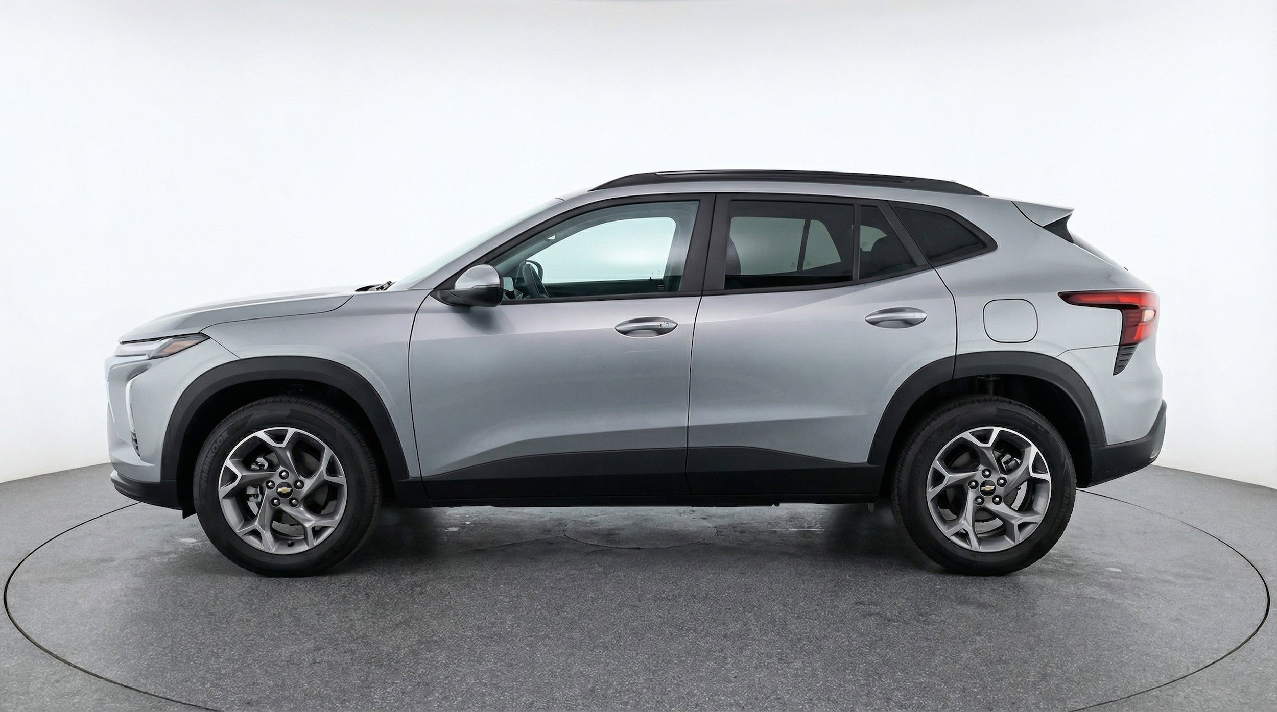 Thumbnail: 2025 Chevrolet Trax - 5