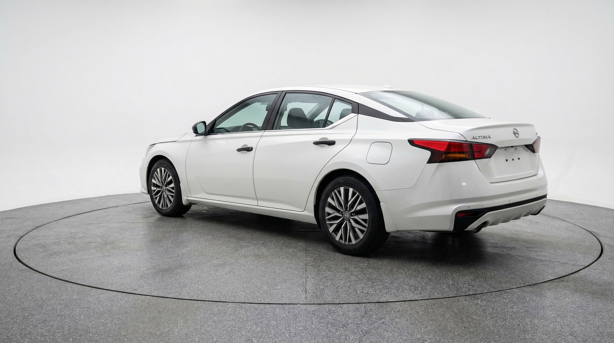 Thumbnail: 2025 Nissan Altima - 6