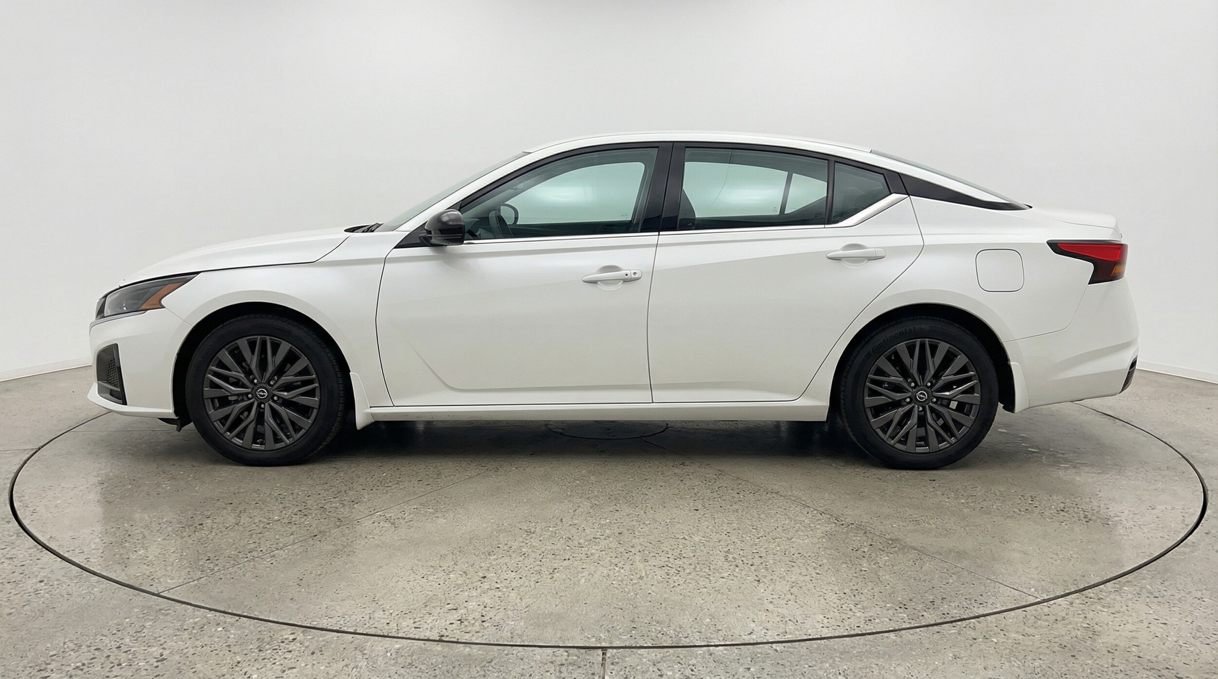 Thumbnail: 2025 Nissan Altima - 4