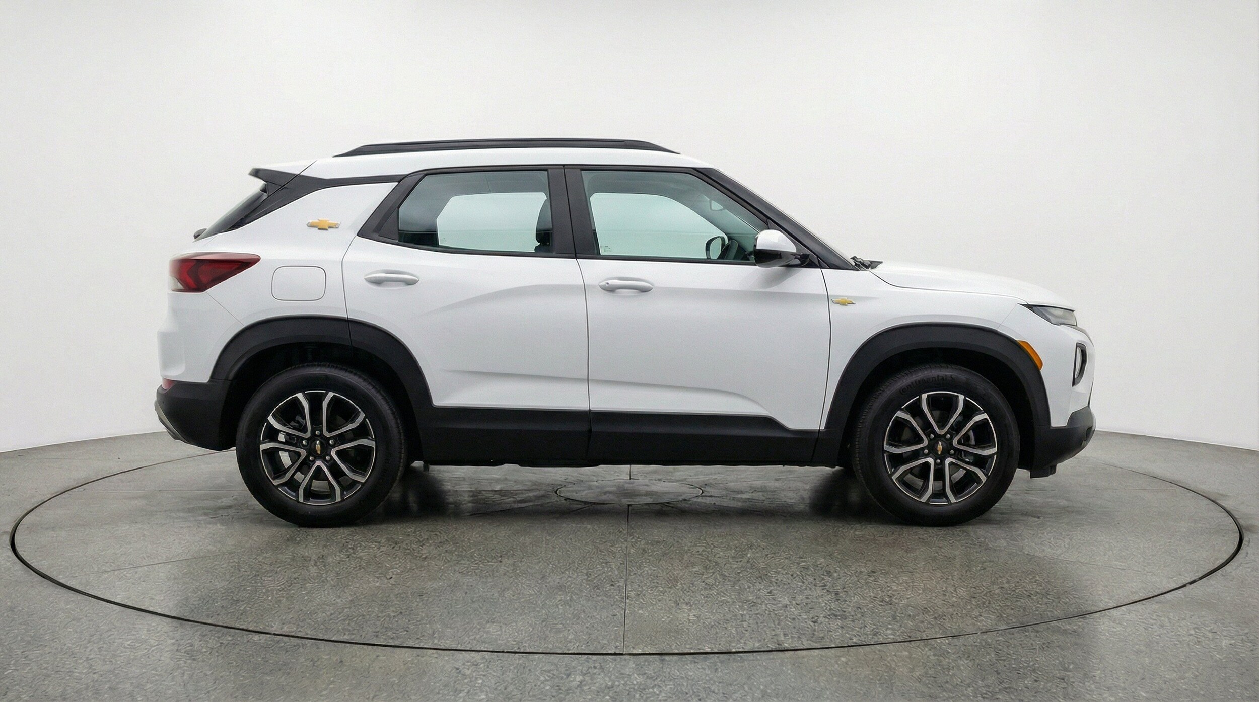 Thumbnail: 2025 Chevrolet TrailBlazer - 11