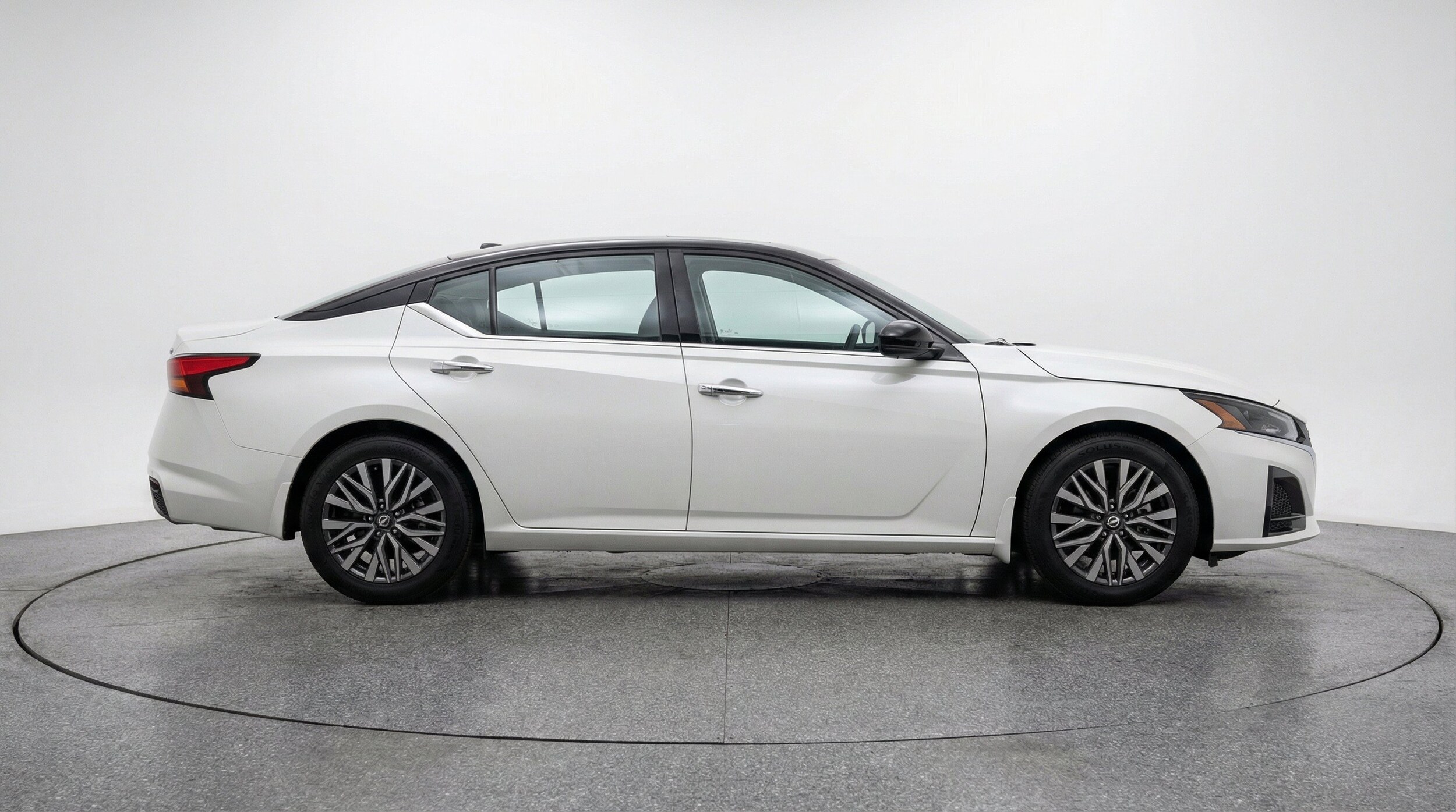 Thumbnail: 2025 Nissan Altima - 11
