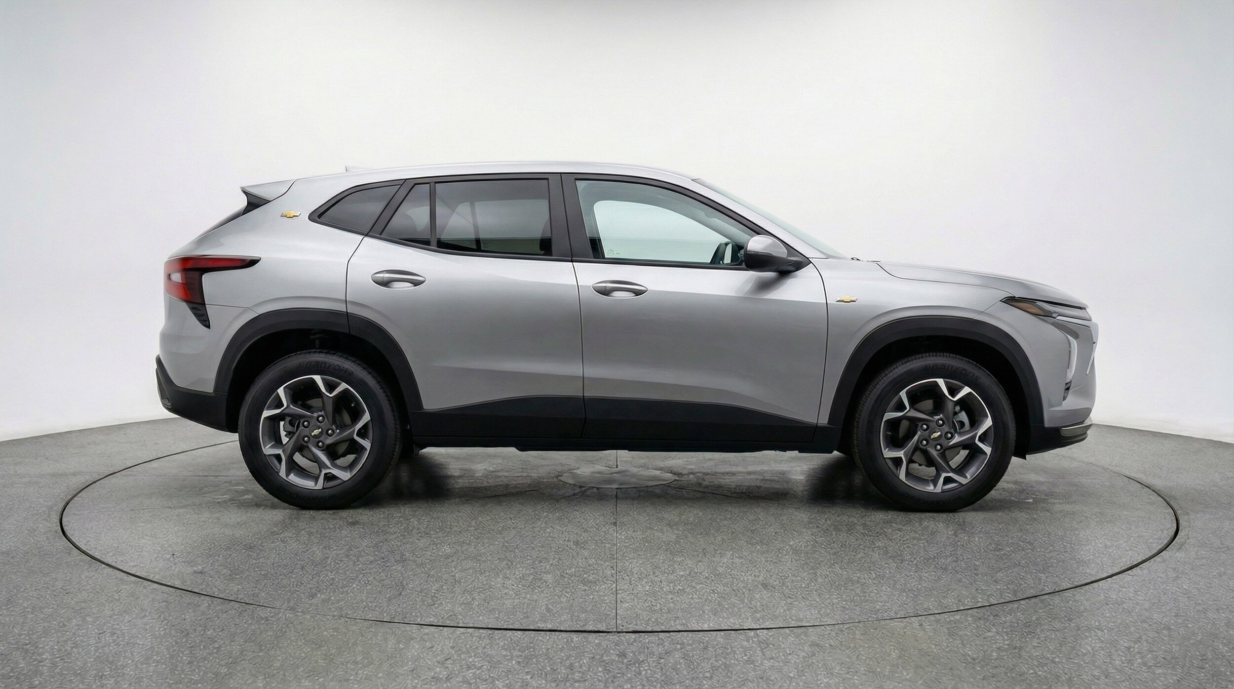 Thumbnail: 2025 Chevrolet Trax - 11