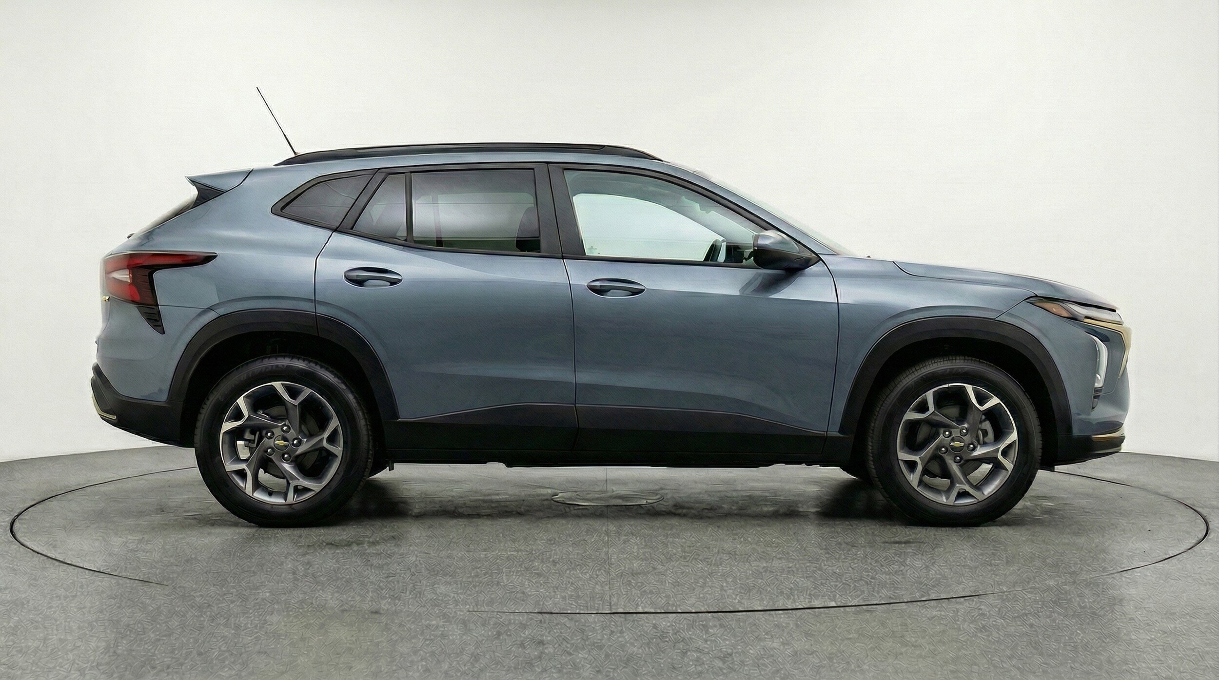 Thumbnail: 2025 Chevrolet Trax - 11