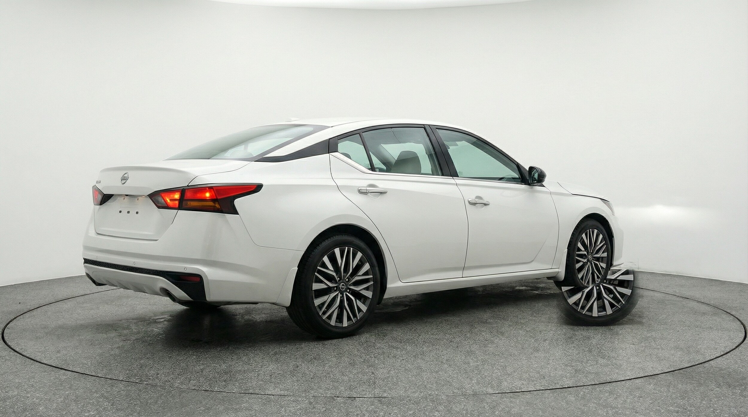 Thumbnail: 2025 Nissan Altima - 7