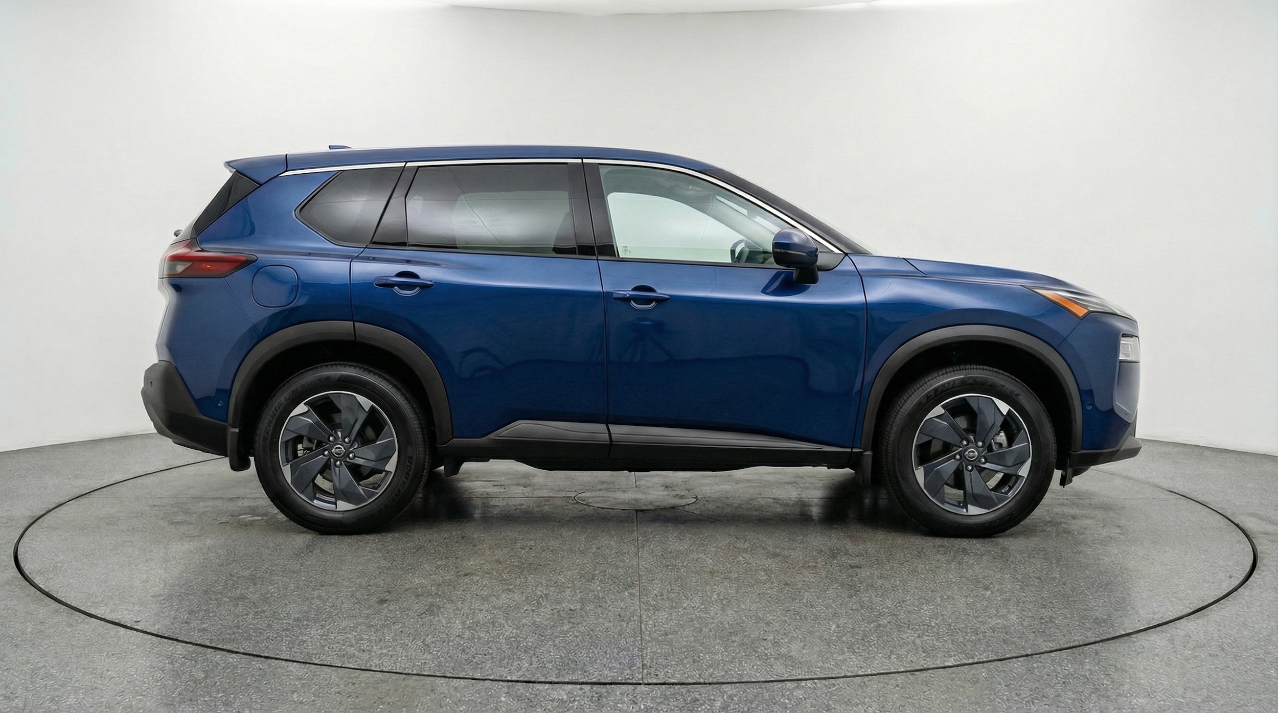 Thumbnail: 2025 Nissan Rogue - 8