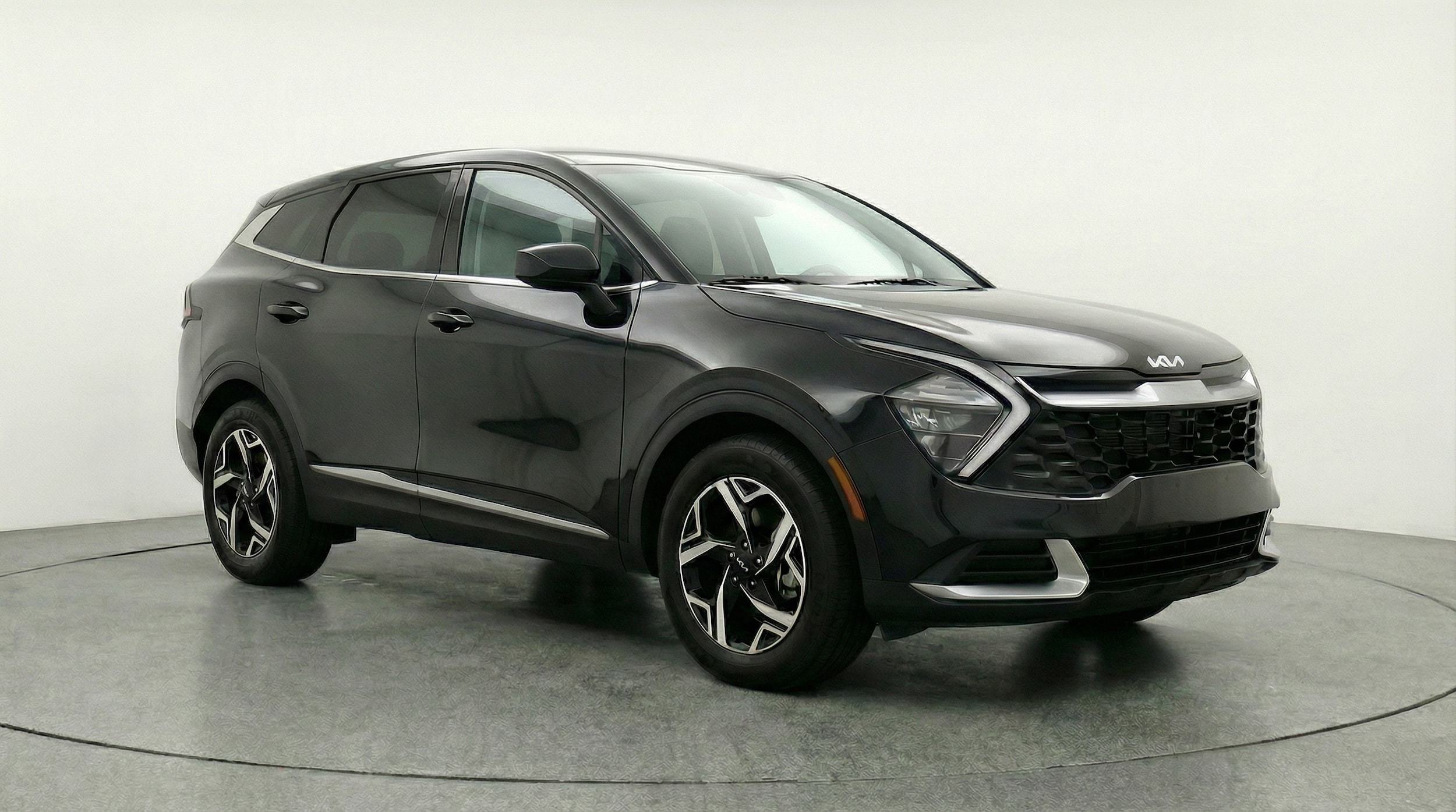 Thumbnail: 2025 Kia Sportage - 1