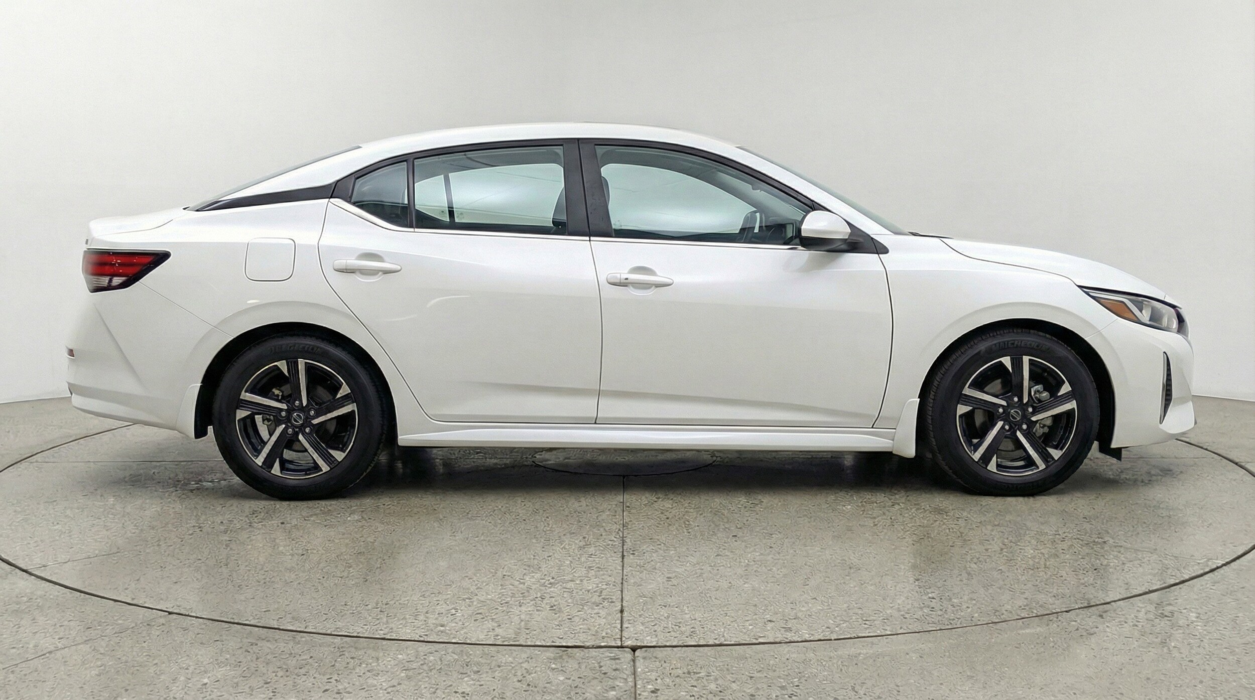 Thumbnail: 2025 Nissan Sentra - 11