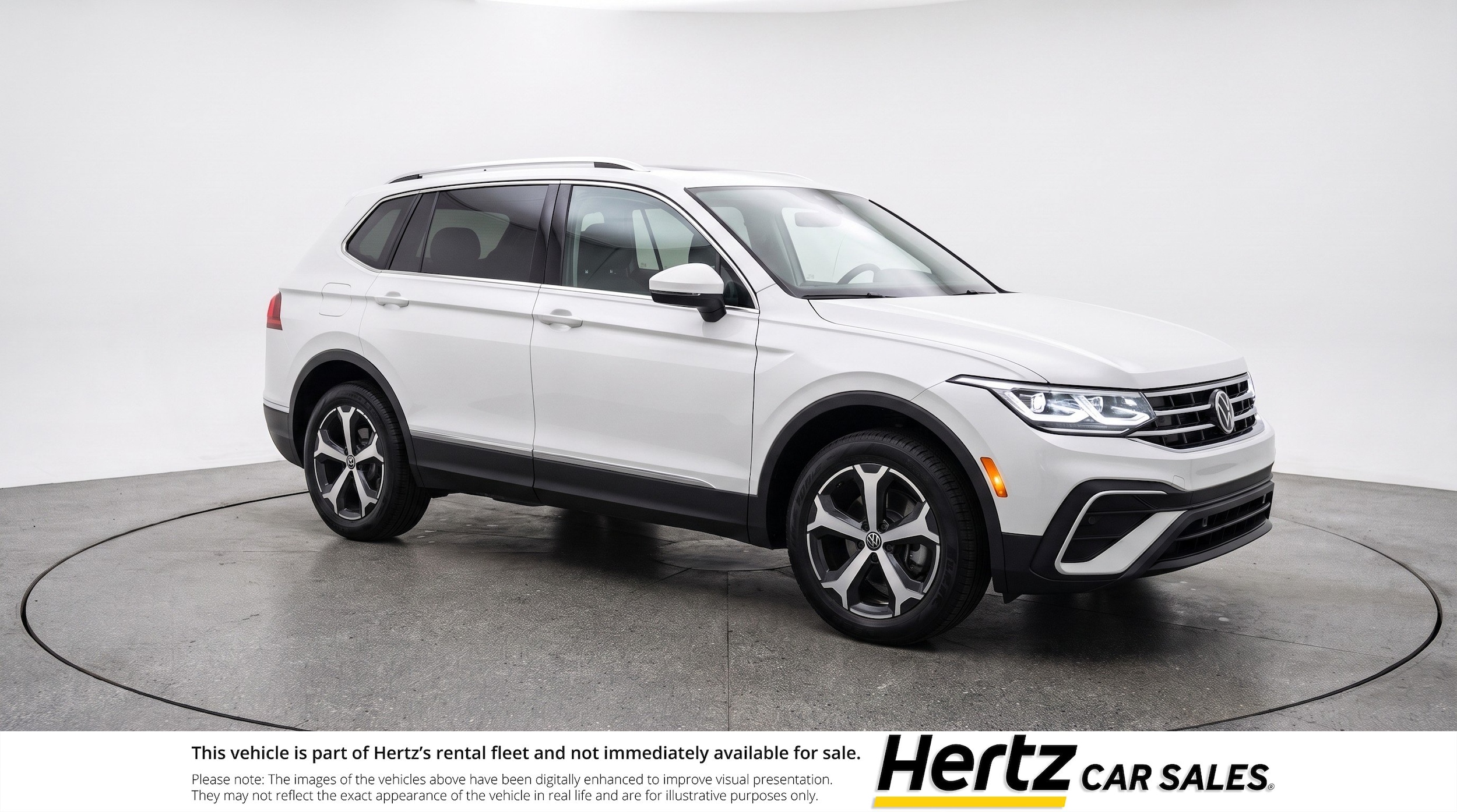Thumbnail: 2026 Volkswagen Tiguan - 1