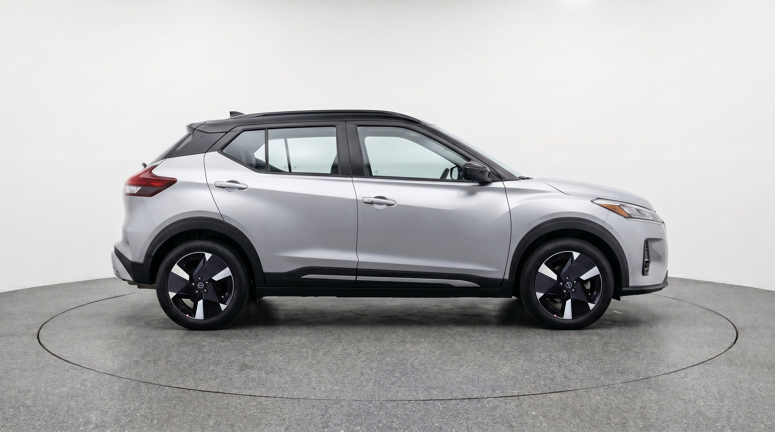 Thumbnail: 2026 Nissan Kicks - 10
