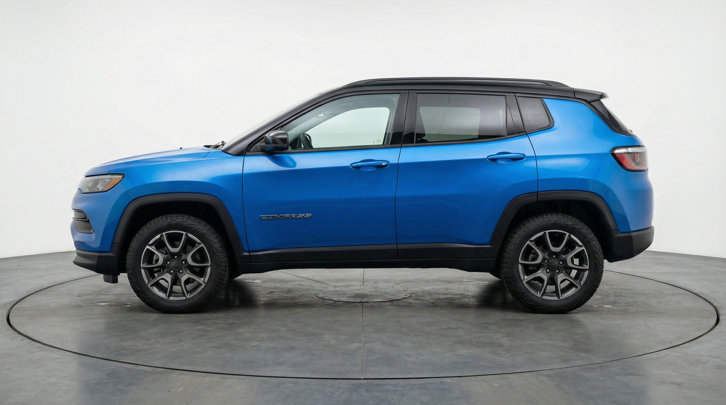 Thumbnail: 2025 Jeep Compass - 4