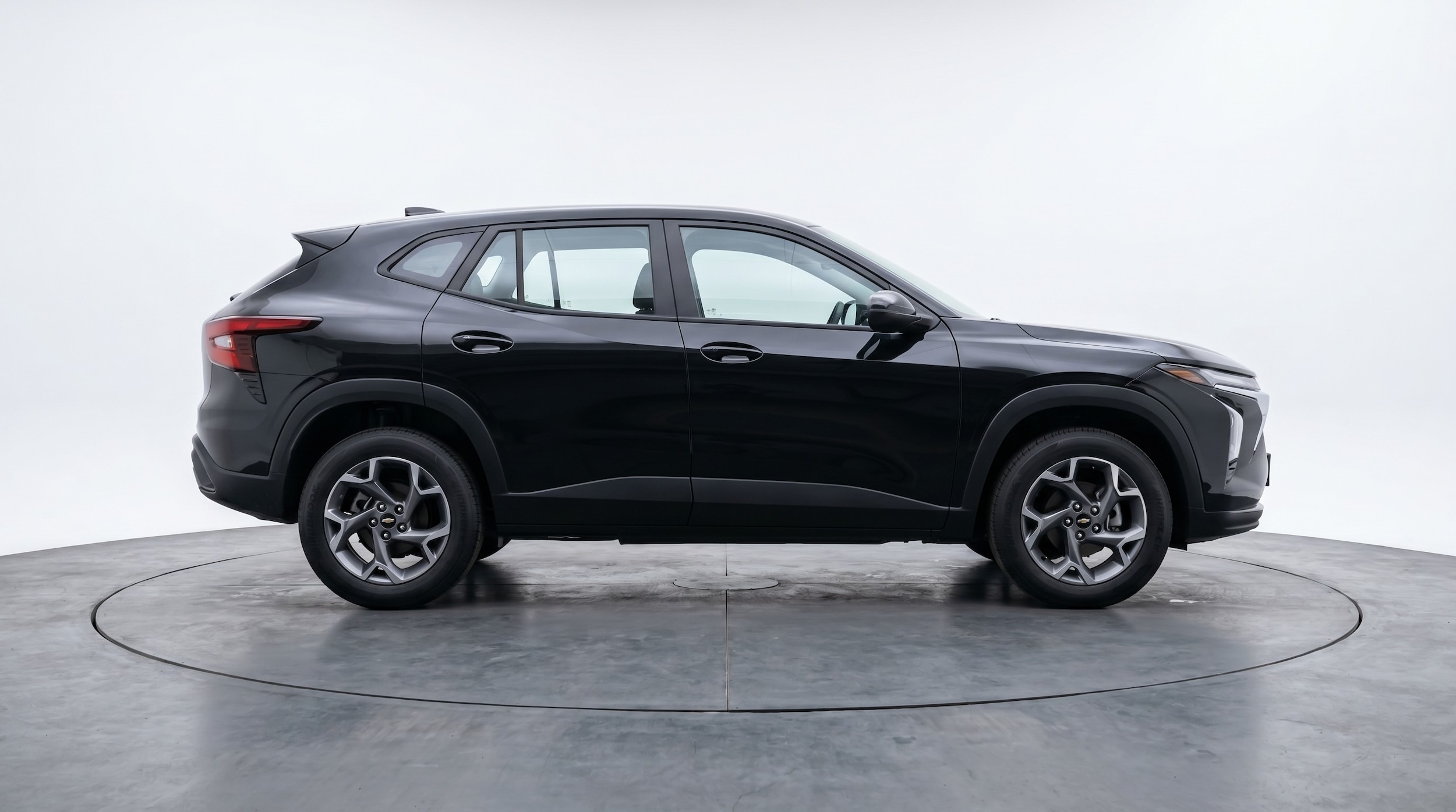 Thumbnail: 2025 Chevrolet Trax - 8