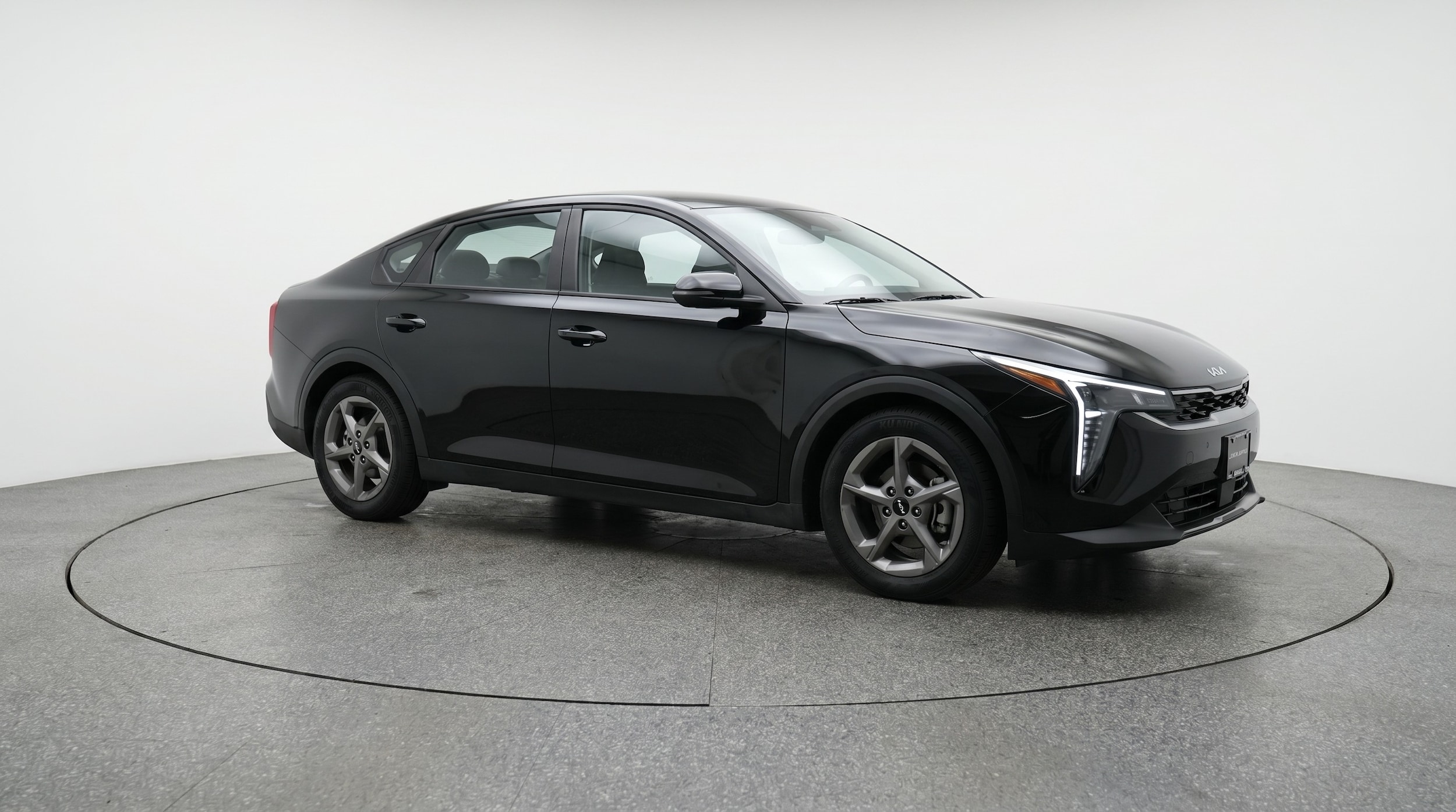 Thumbnail: 2025 Kia K4 - 1