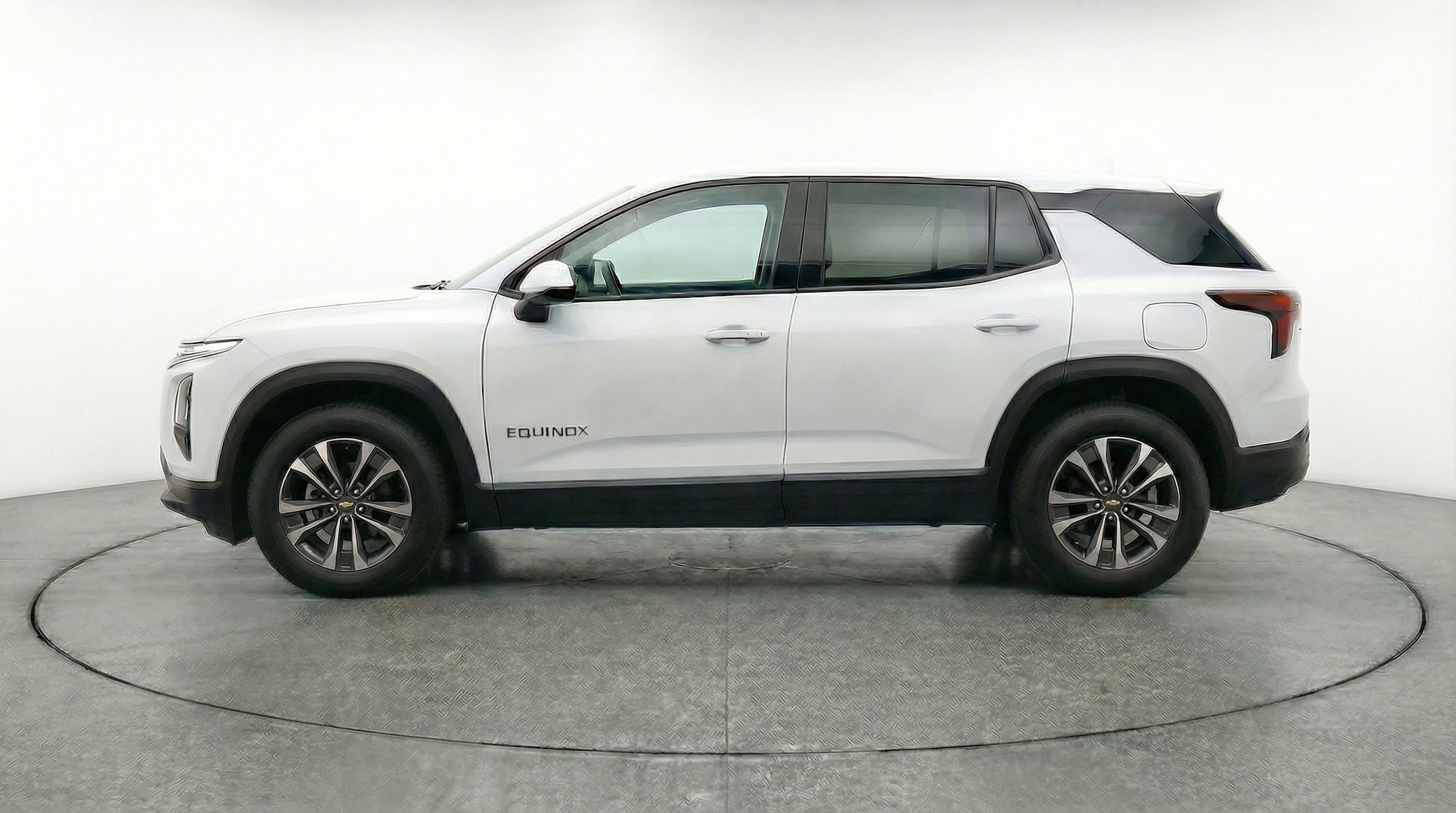 Thumbnail: 2025 Chevrolet Equinox - 4