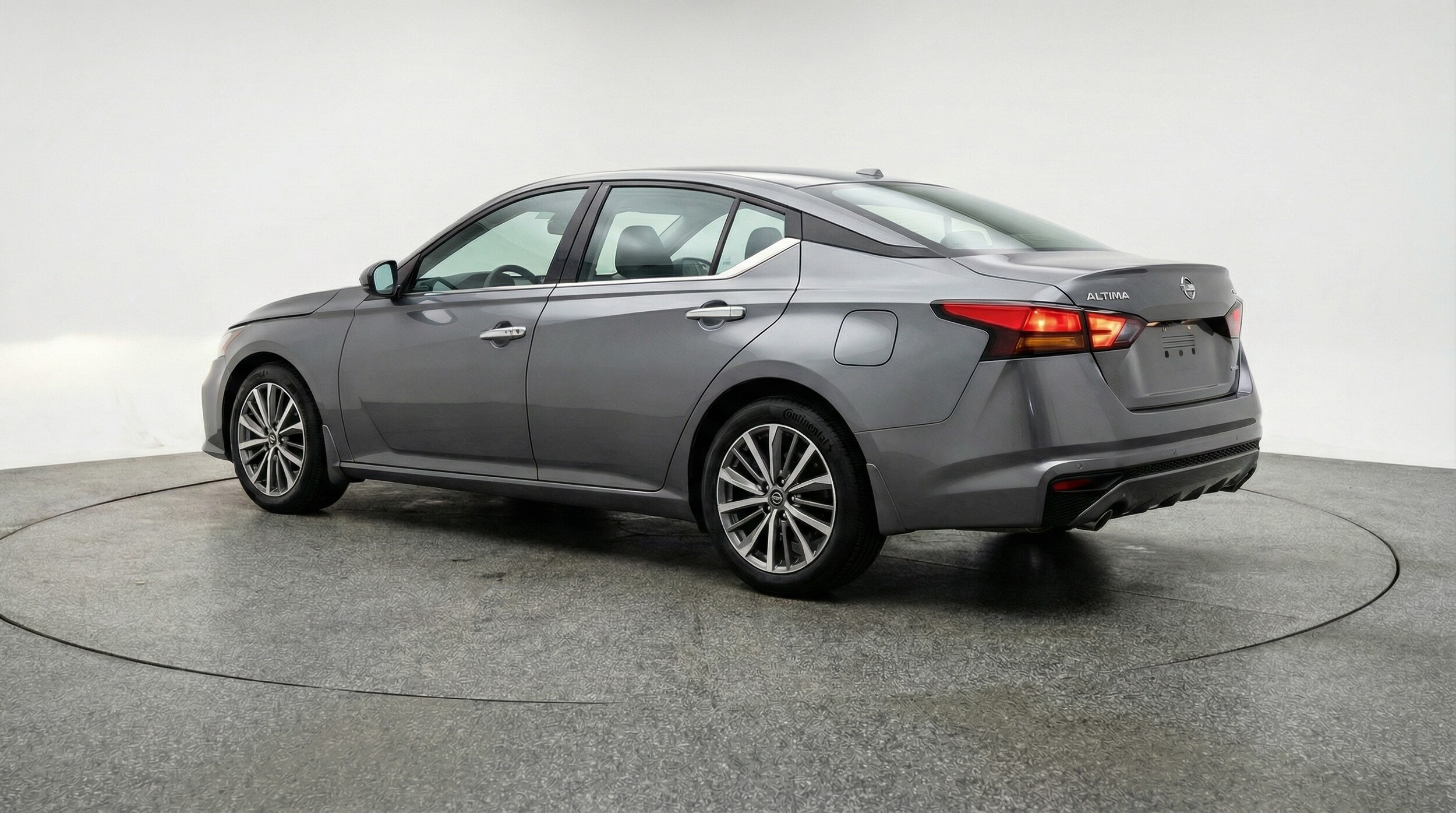 Thumbnail: 2025 Nissan Altima - 5