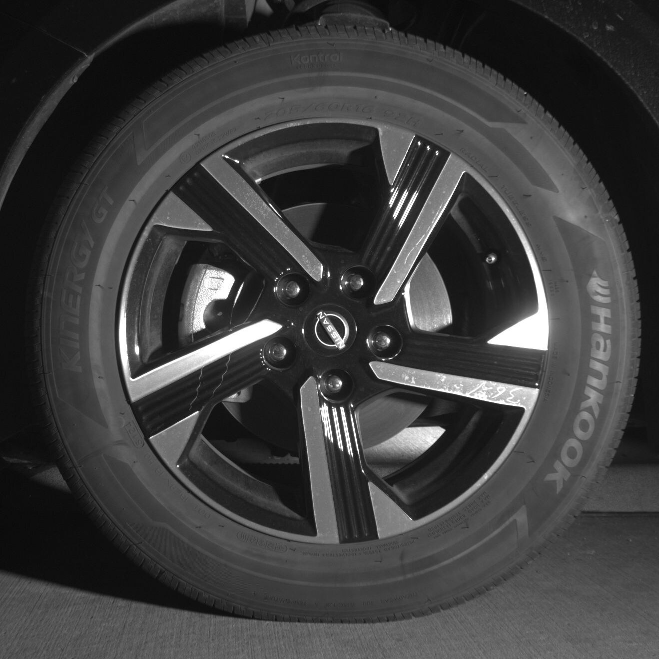 Thumbnail: 2025 Nissan Sentra - 9