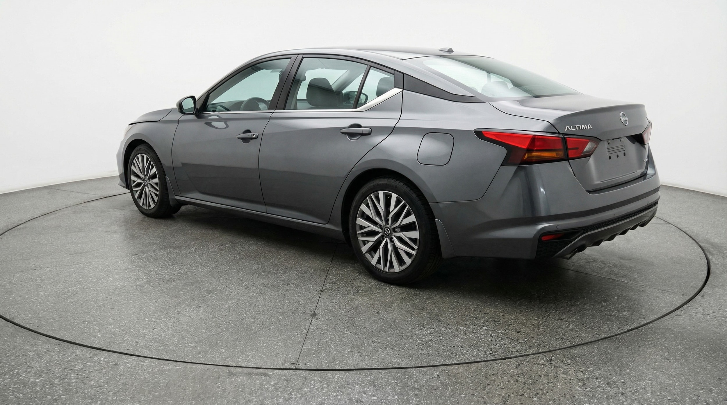 Thumbnail: 2025 Nissan Altima - 5