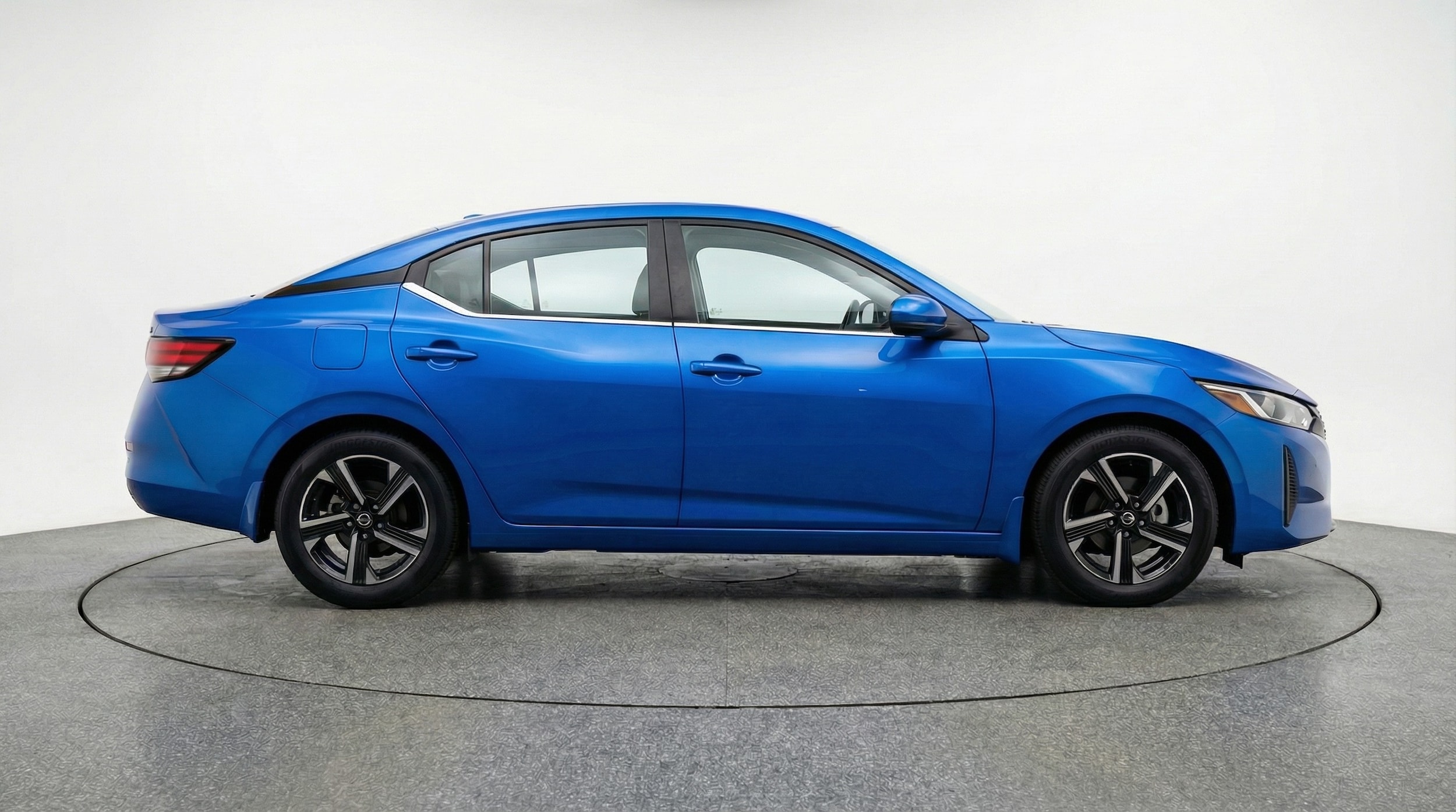 Thumbnail: 2025 Nissan Sentra - 8