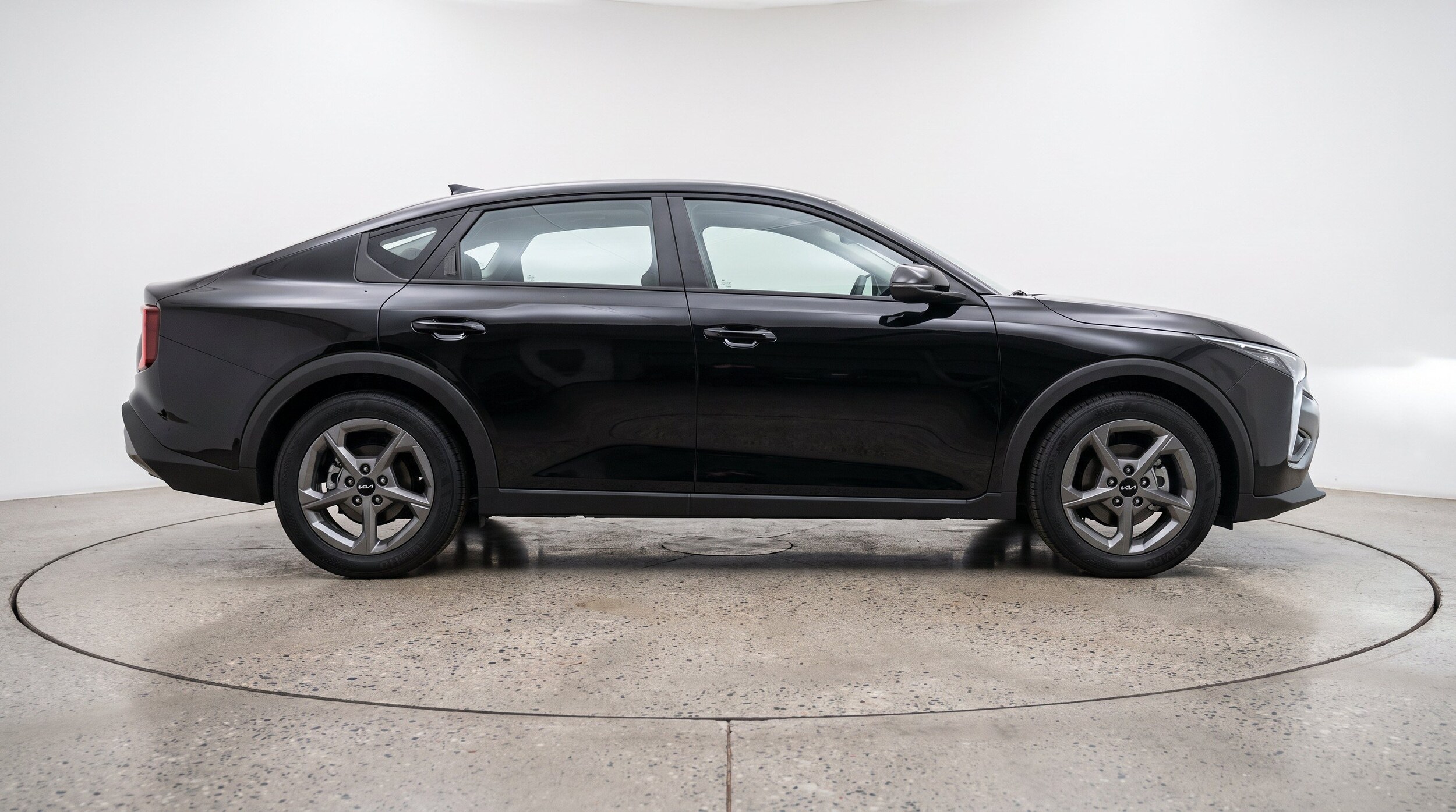 Thumbnail: 2025 Kia K4 - 10