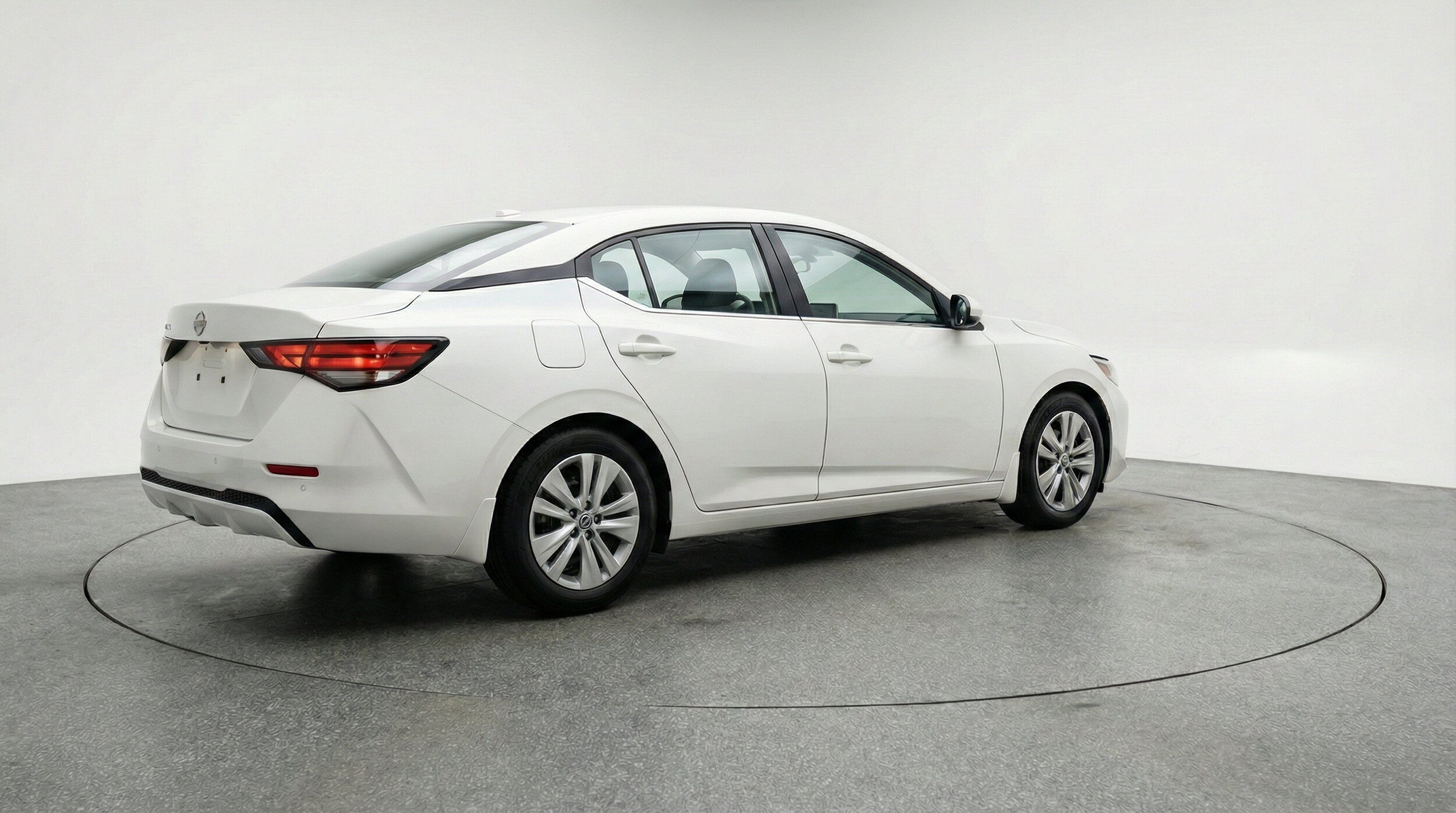 Thumbnail: 2025 Nissan Sentra - 9
