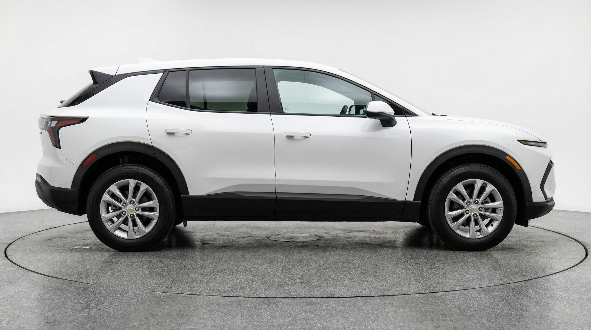 Thumbnail: 2025 Chevrolet Equinox - 8