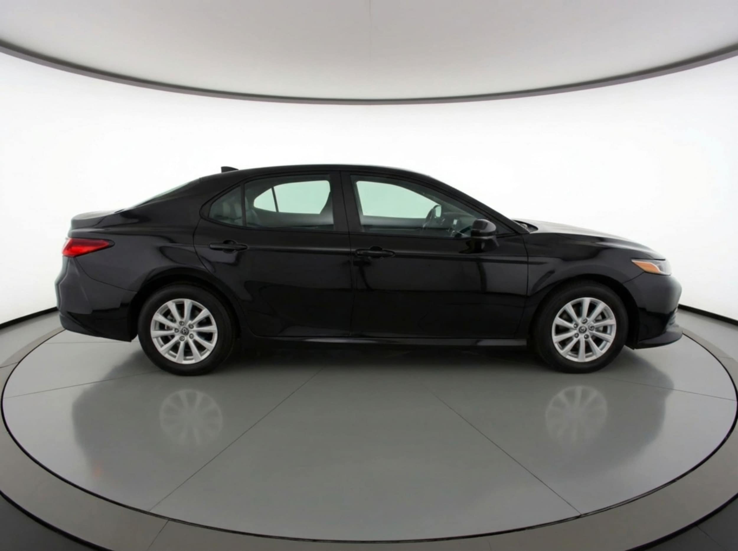 Thumbnail: 2025 Toyota Camry - 8