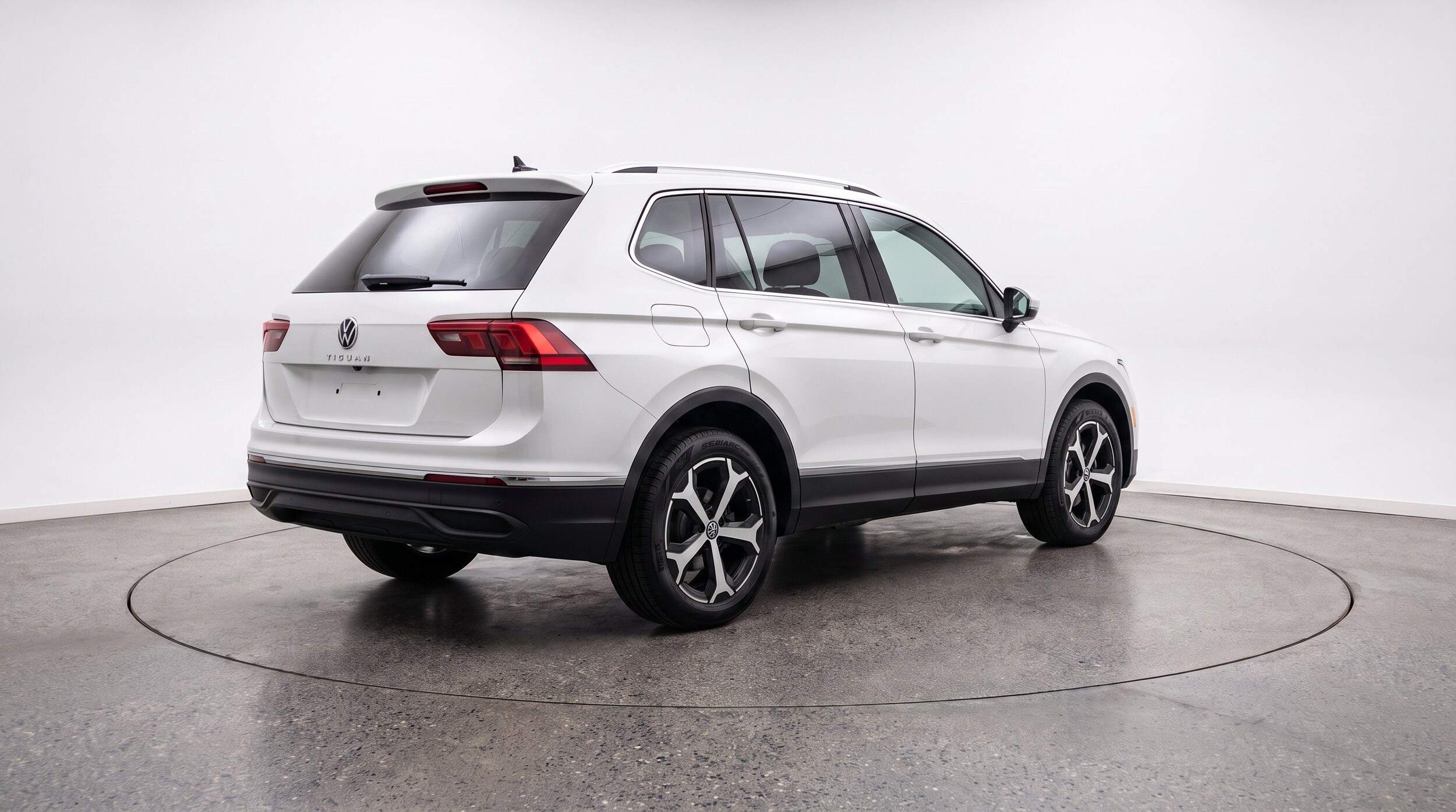 Thumbnail: 2026 Volkswagen Tiguan - 9