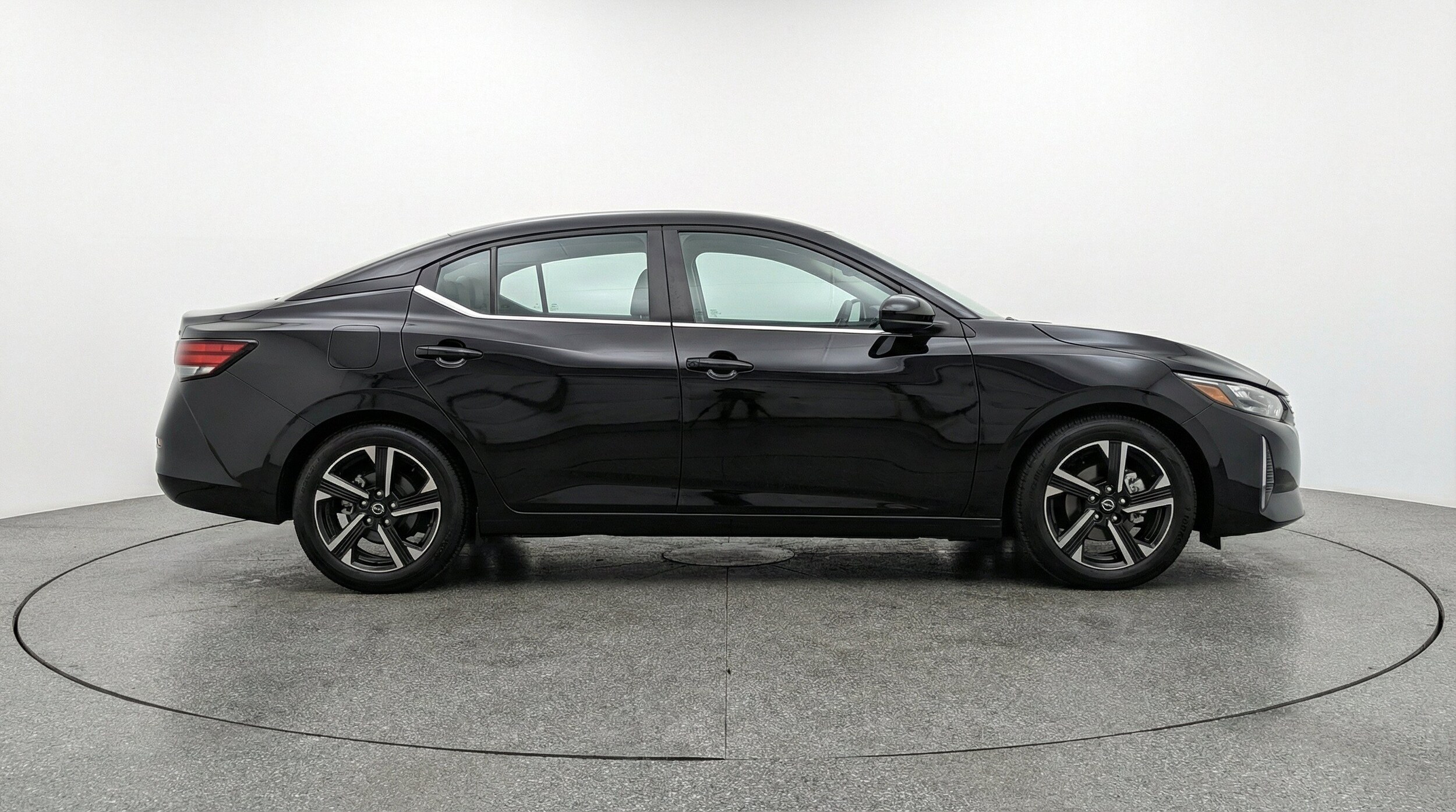 Thumbnail: 2025 Nissan Sentra - 11