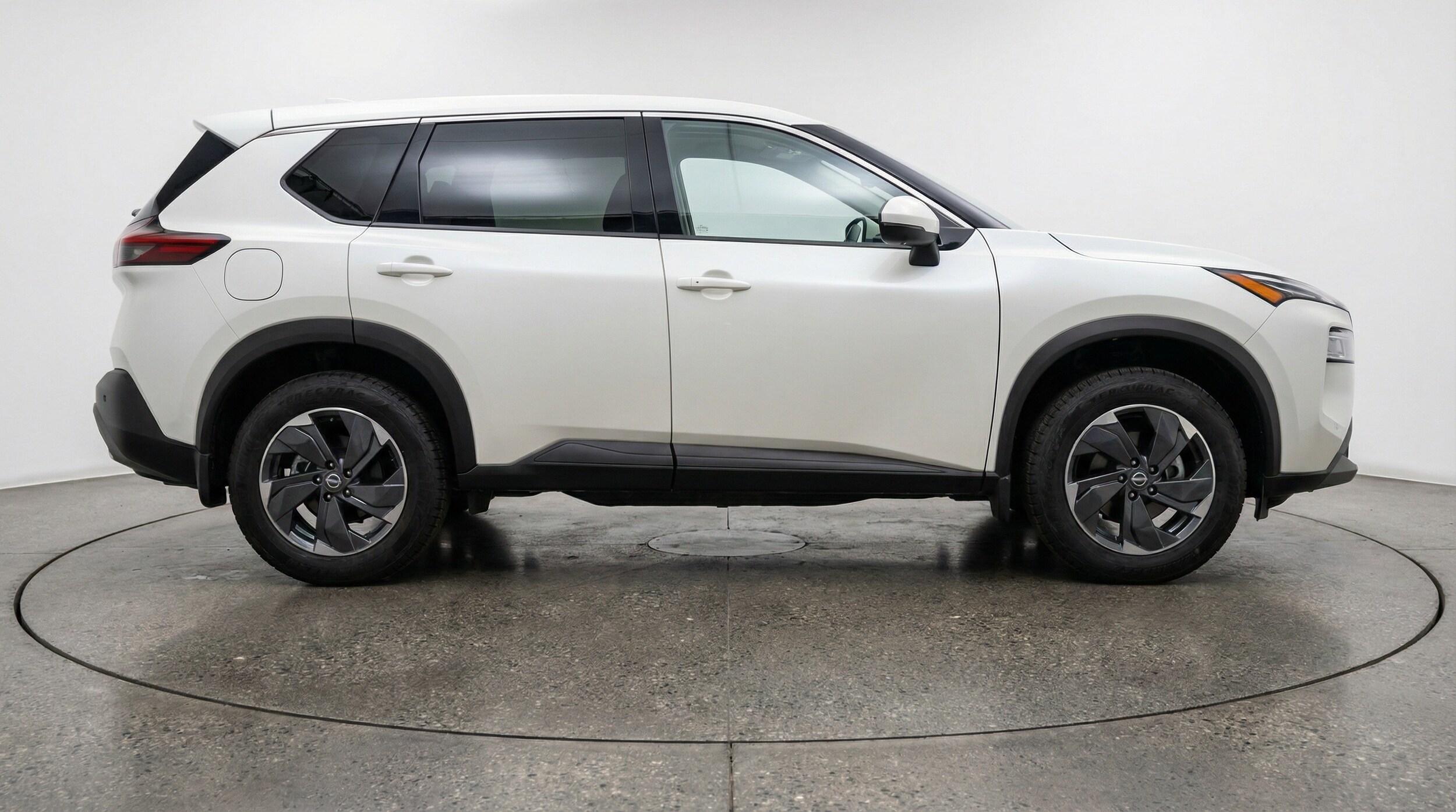 Thumbnail: 2025 Nissan Rogue - 8