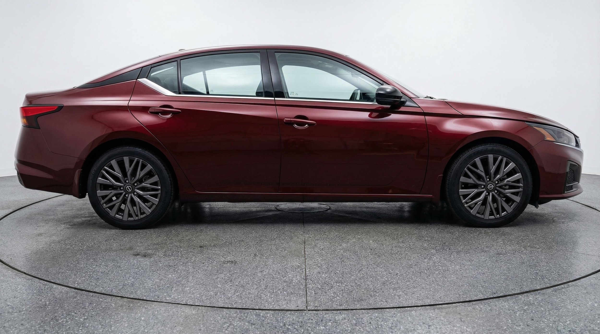 Thumbnail: 2025 Nissan Altima - 8