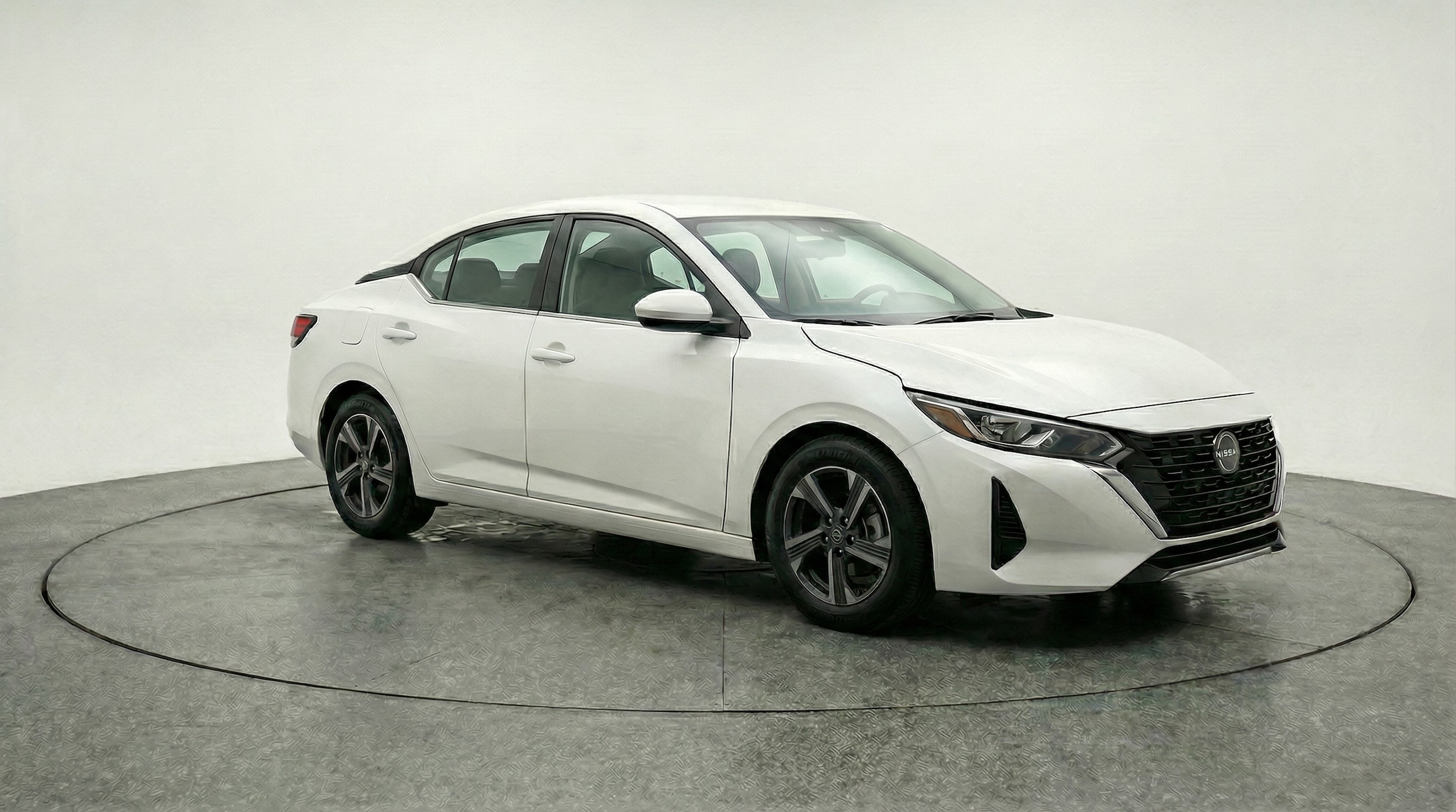 Thumbnail: 2025 Nissan Sentra - 1