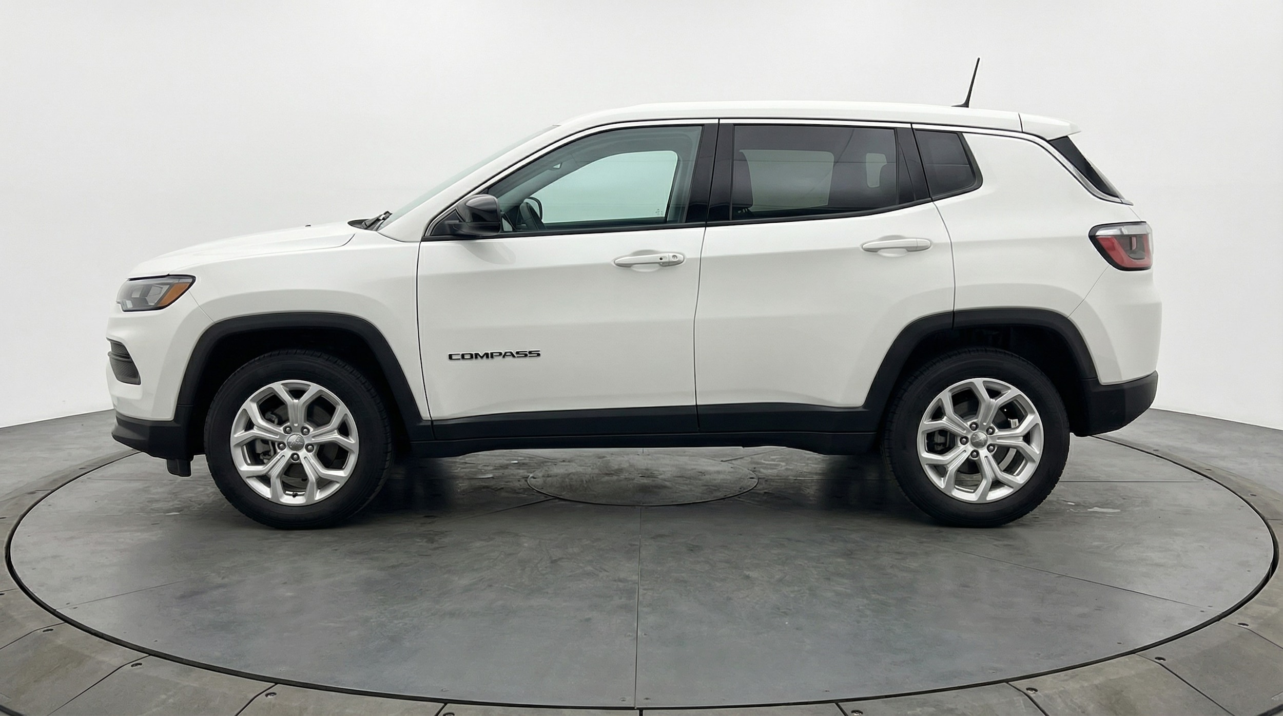 Thumbnail: 2025 Jeep Compass - 4