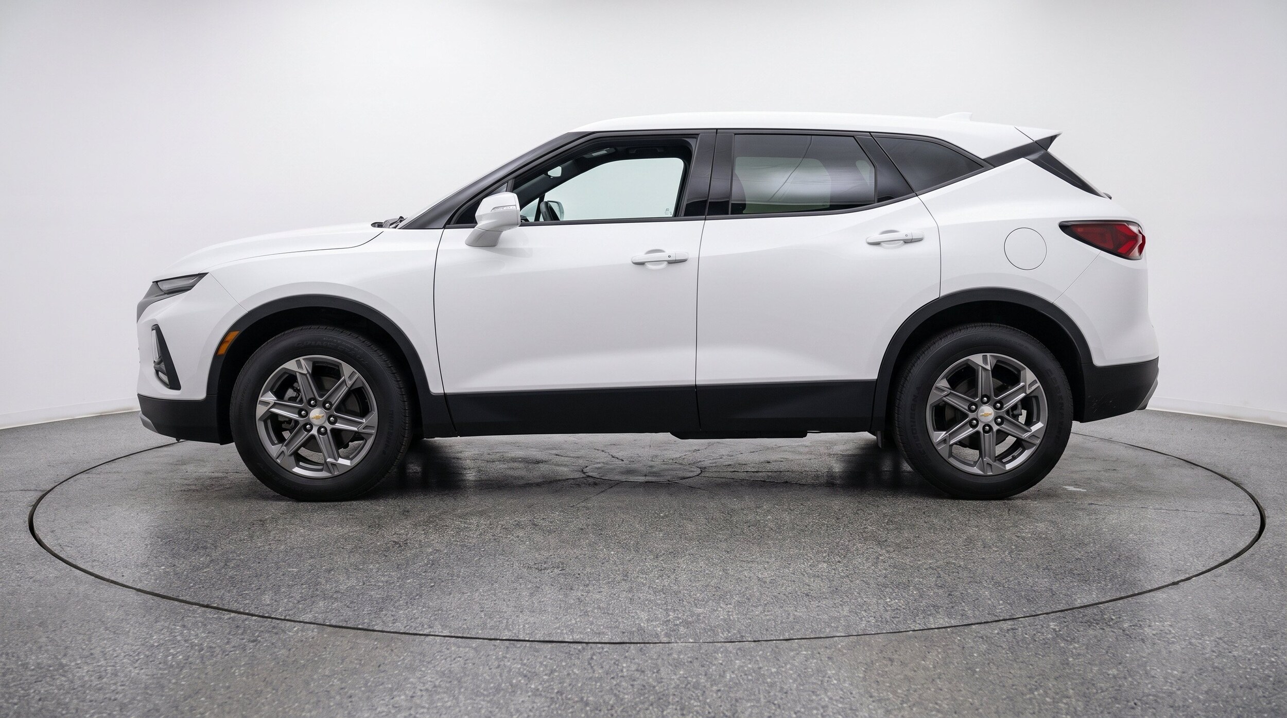 Thumbnail: 2025 Chevrolet Blazer - 5