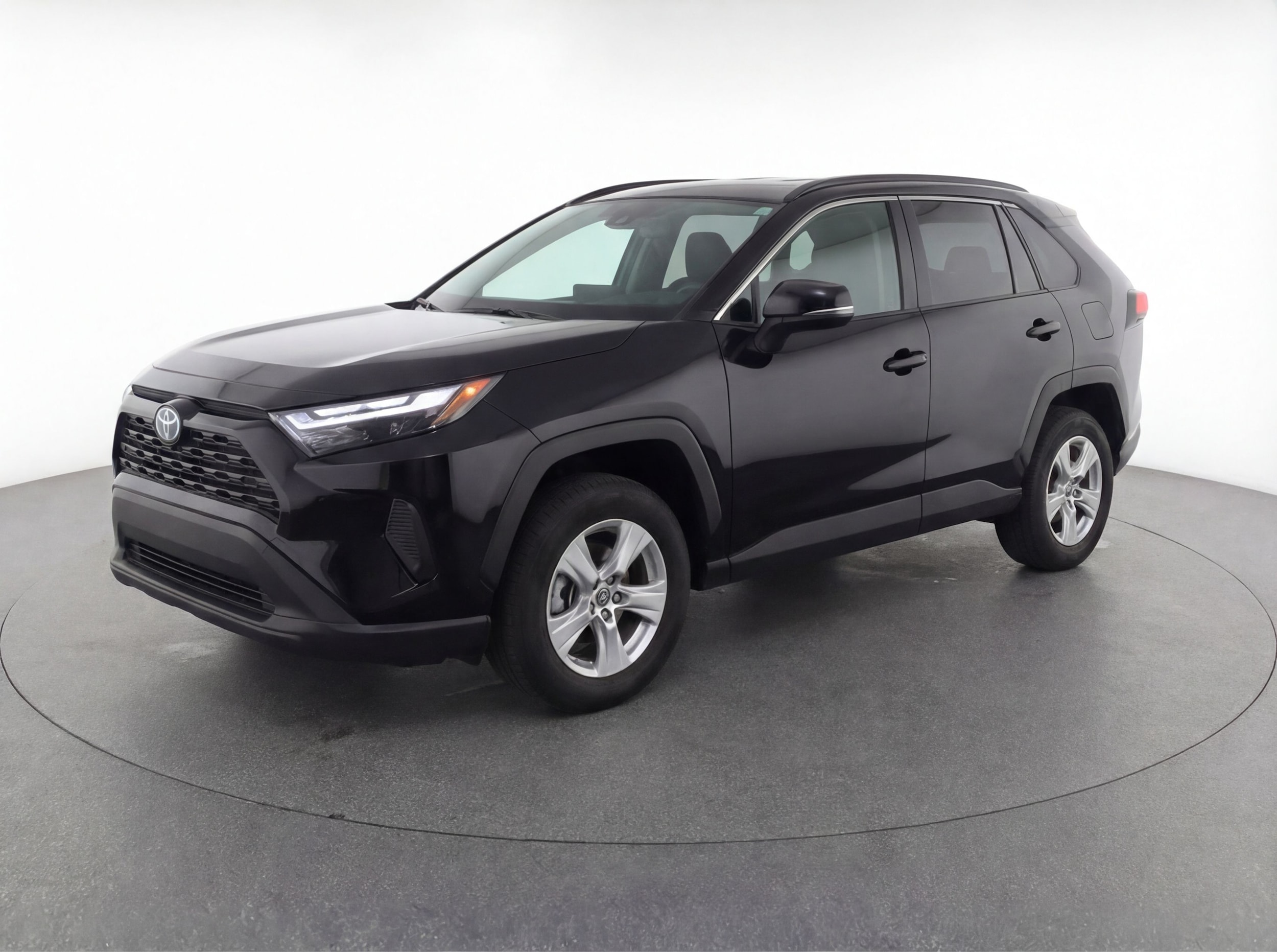 Thumbnail: 2025 Toyota RAV4 - 3