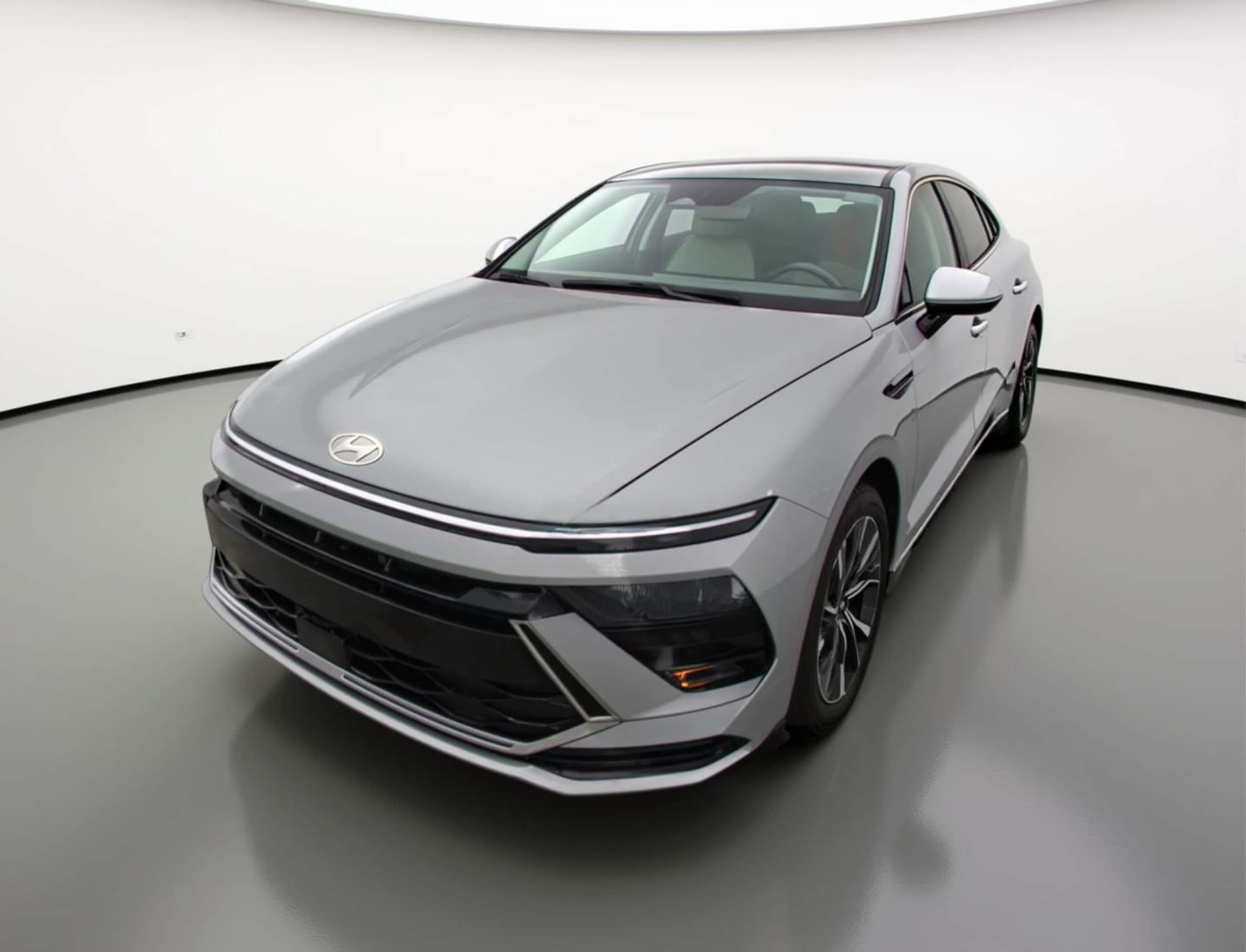 Thumbnail: 2025 Hyundai Sonata - 3