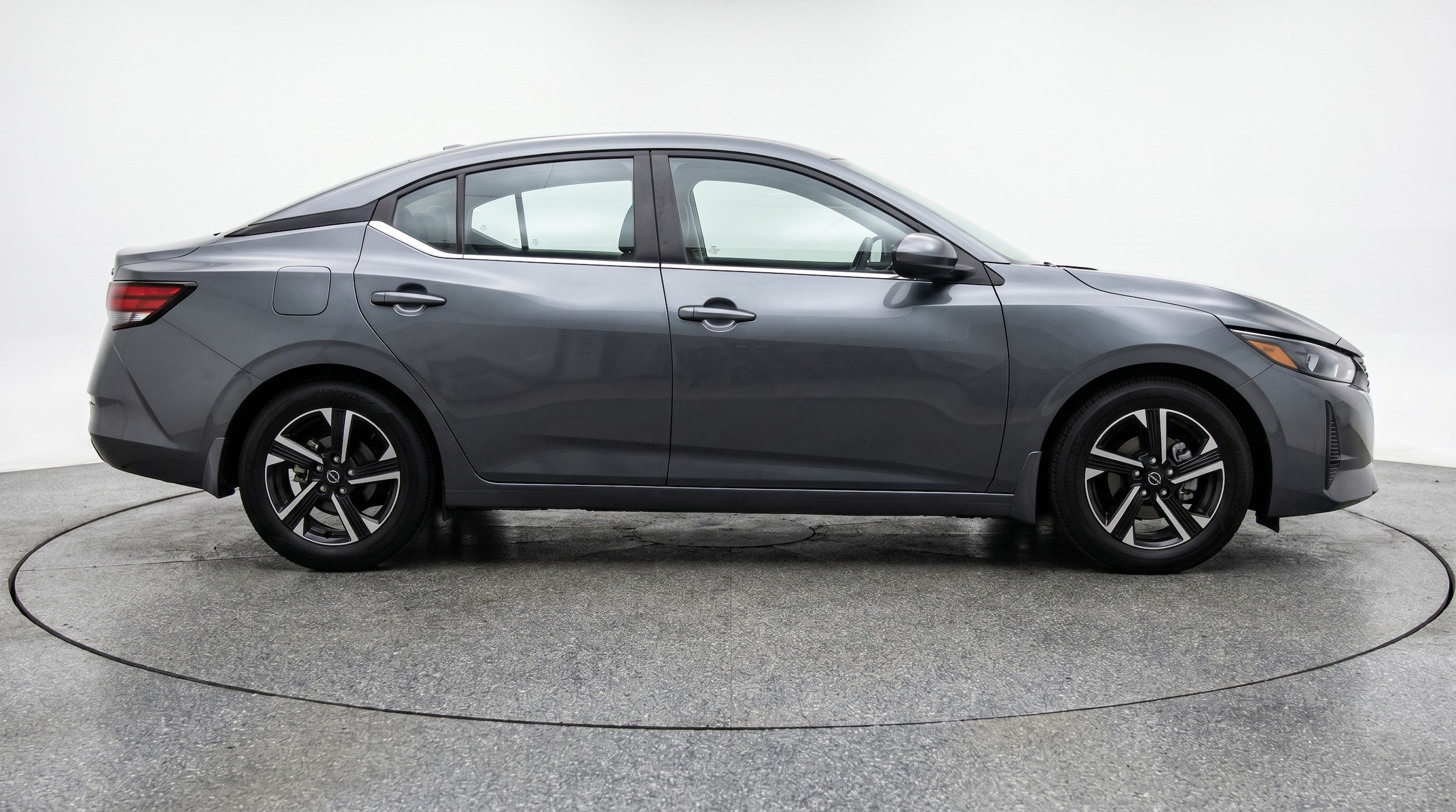 Thumbnail: 2025 Nissan Sentra - 8